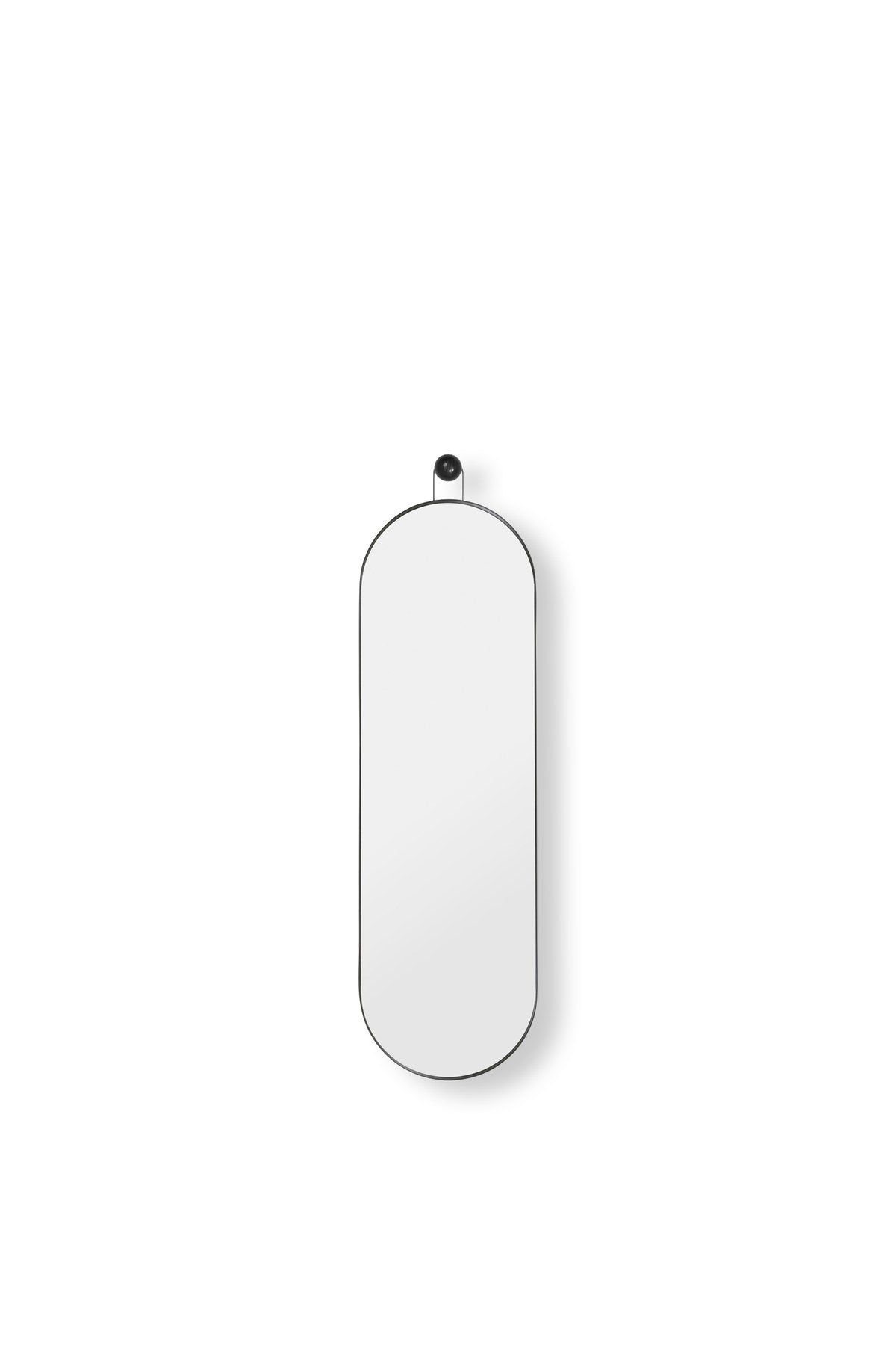 Poise Spiegel oval in Schwarz präsentiert im Onlineshop von KAQTU Design AG. Wandspiegel ist von Ferm Living