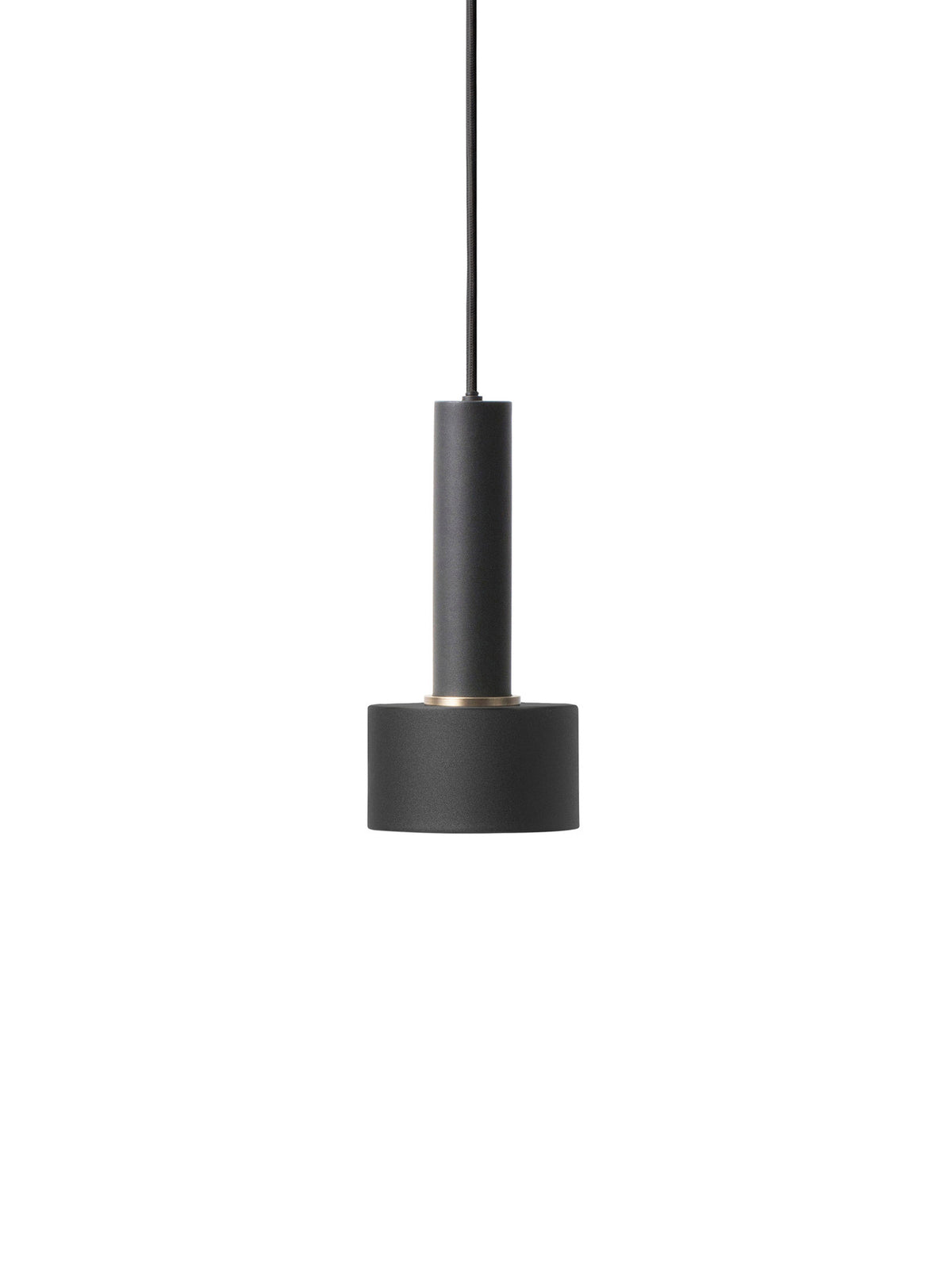 Collect Lampenschirm Disc Shade in Schwarz präsentiert im Onlineshop von KAQTU Design AG. Lampenschirm ist von Ferm Living