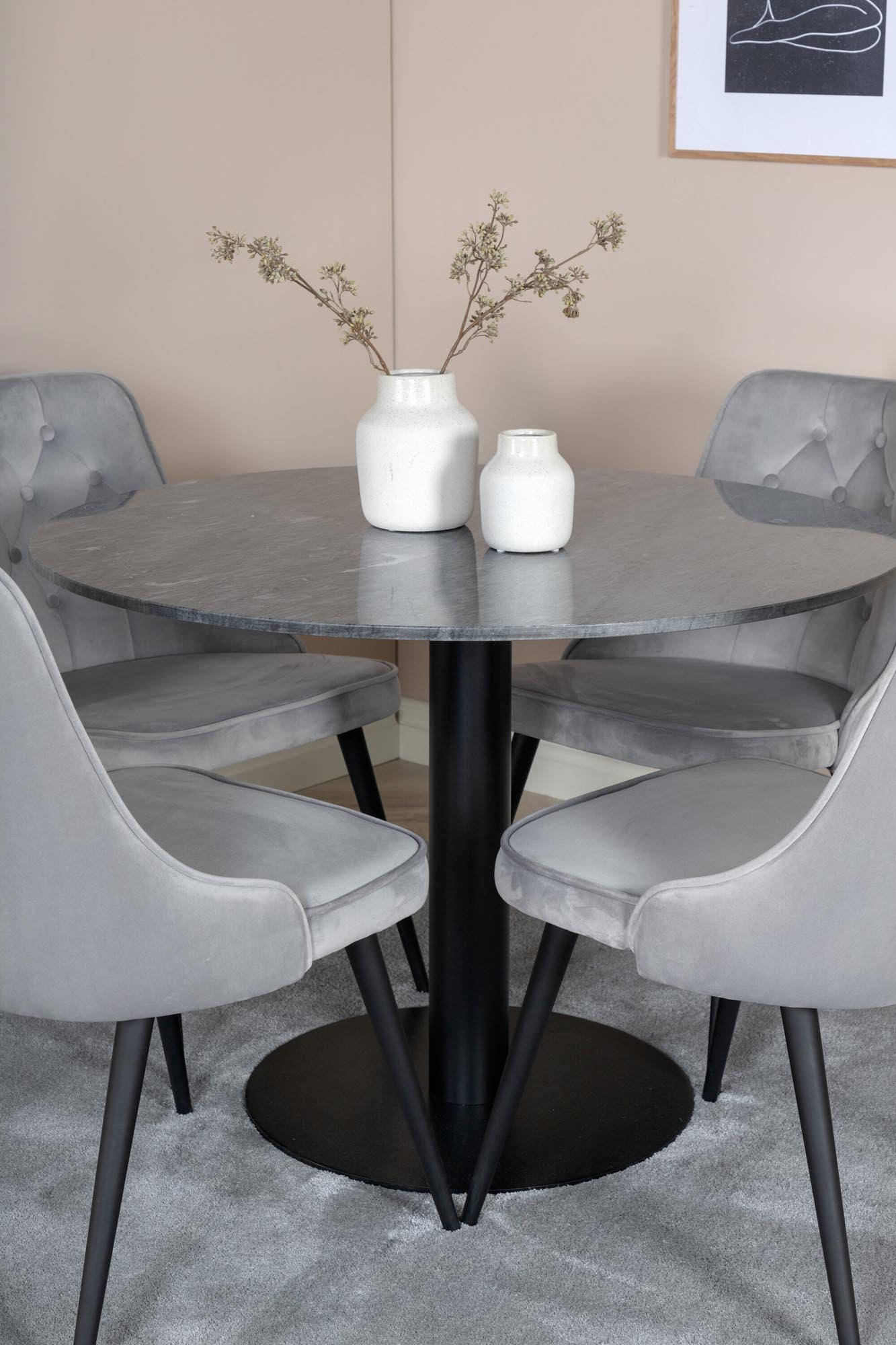 Stilvolles Estelle Esszimmerset mit Velvet Deluxe, 140cm, 4 Stühle.