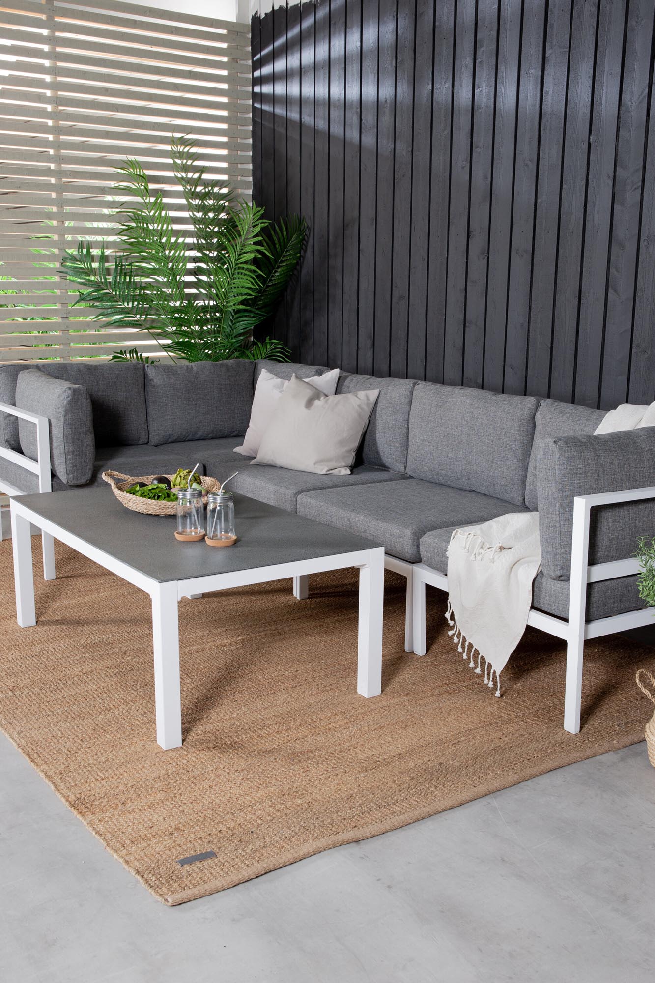 Copacabana Sofagarnitur V1 in Grau weiss präsentiert im Onlineshop von KAQTU Design AG. Loungeset ist von Venture Home