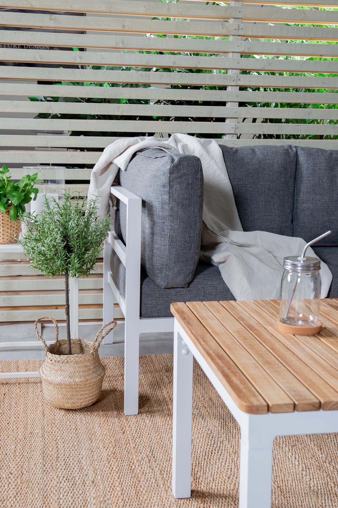 Copacabana Sofagarnitur V2 in Natur, Weiss präsentiert im Onlineshop von KAQTU Design AG. Loungeset ist von Venture Home