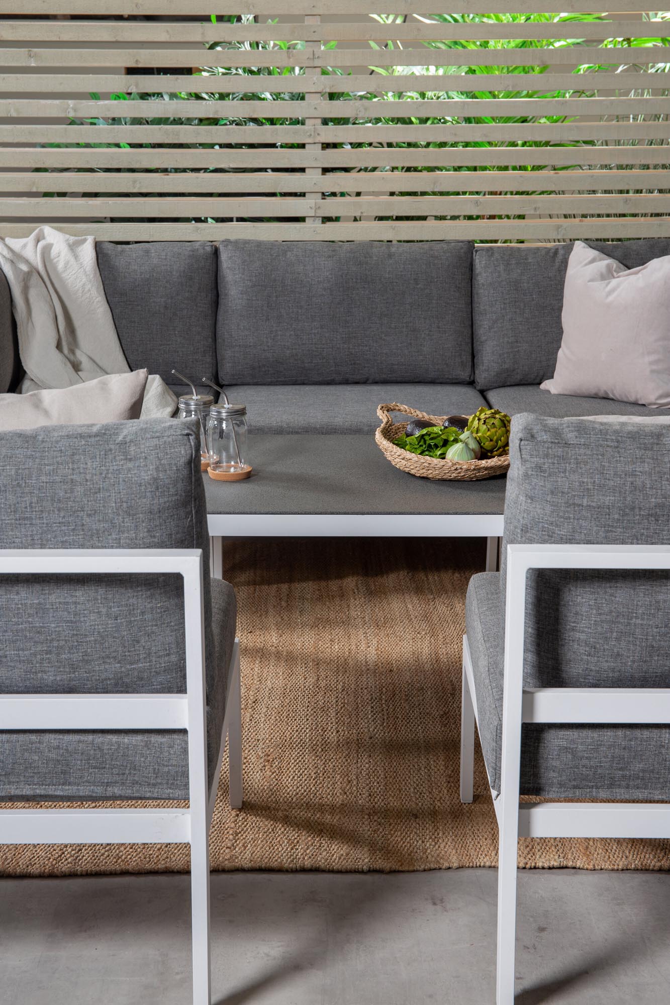 Copacabana Sofagarnitur V4 in Grau weiss präsentiert im Onlineshop von KAQTU Design AG. Loungeset ist von Venture Home
