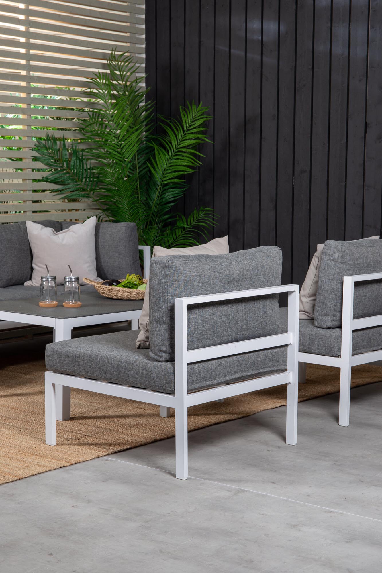 Copacabana Sofagarnitur V4 in Grau weiss präsentiert im Onlineshop von KAQTU Design AG. Loungeset ist von Venture Home