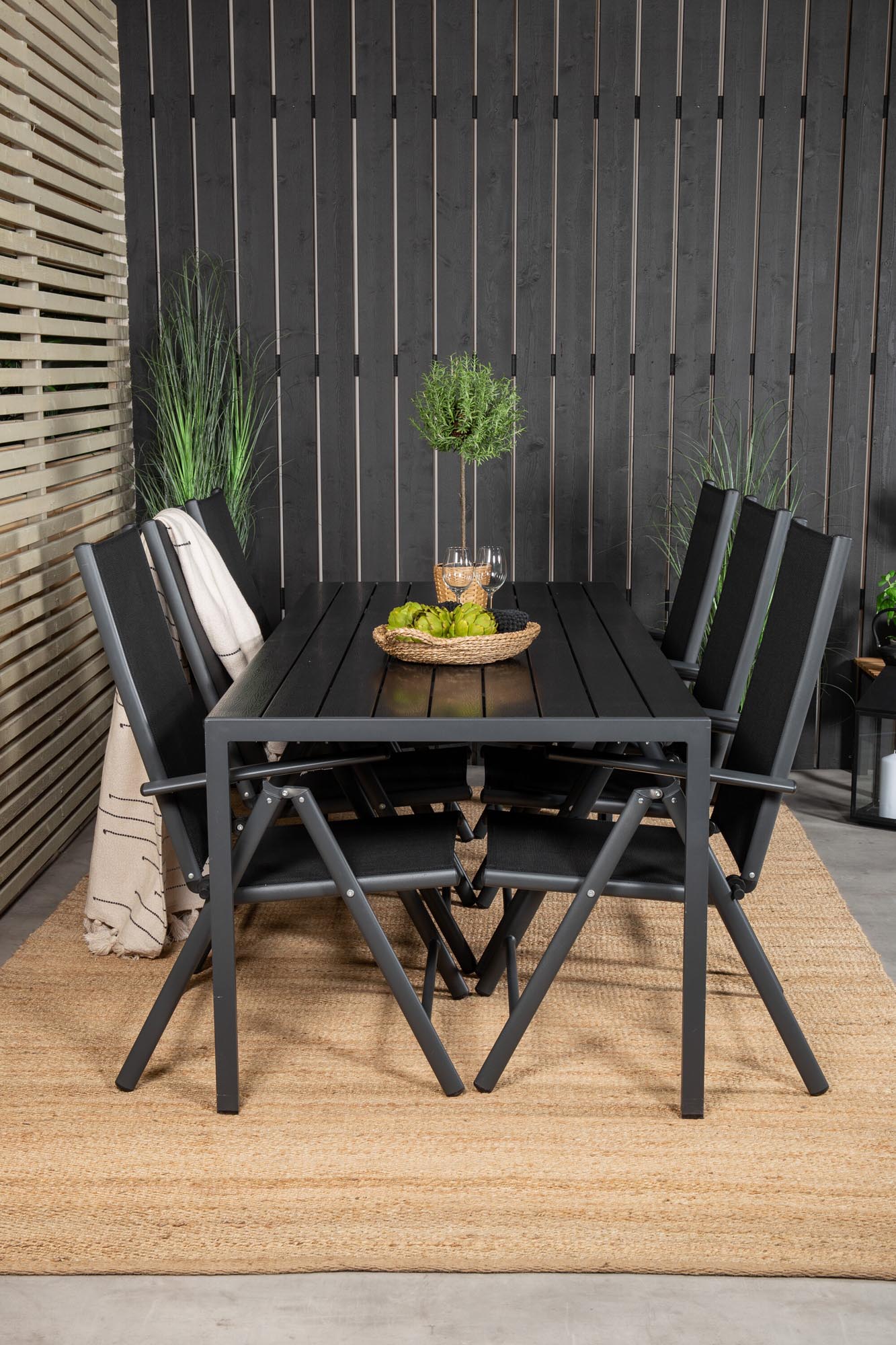 Break Outdoor-Tischset 205cm/6St. in Schwarz präsentiert im Onlineshop von KAQTU Design AG. Gartentischset ist von Venture Home