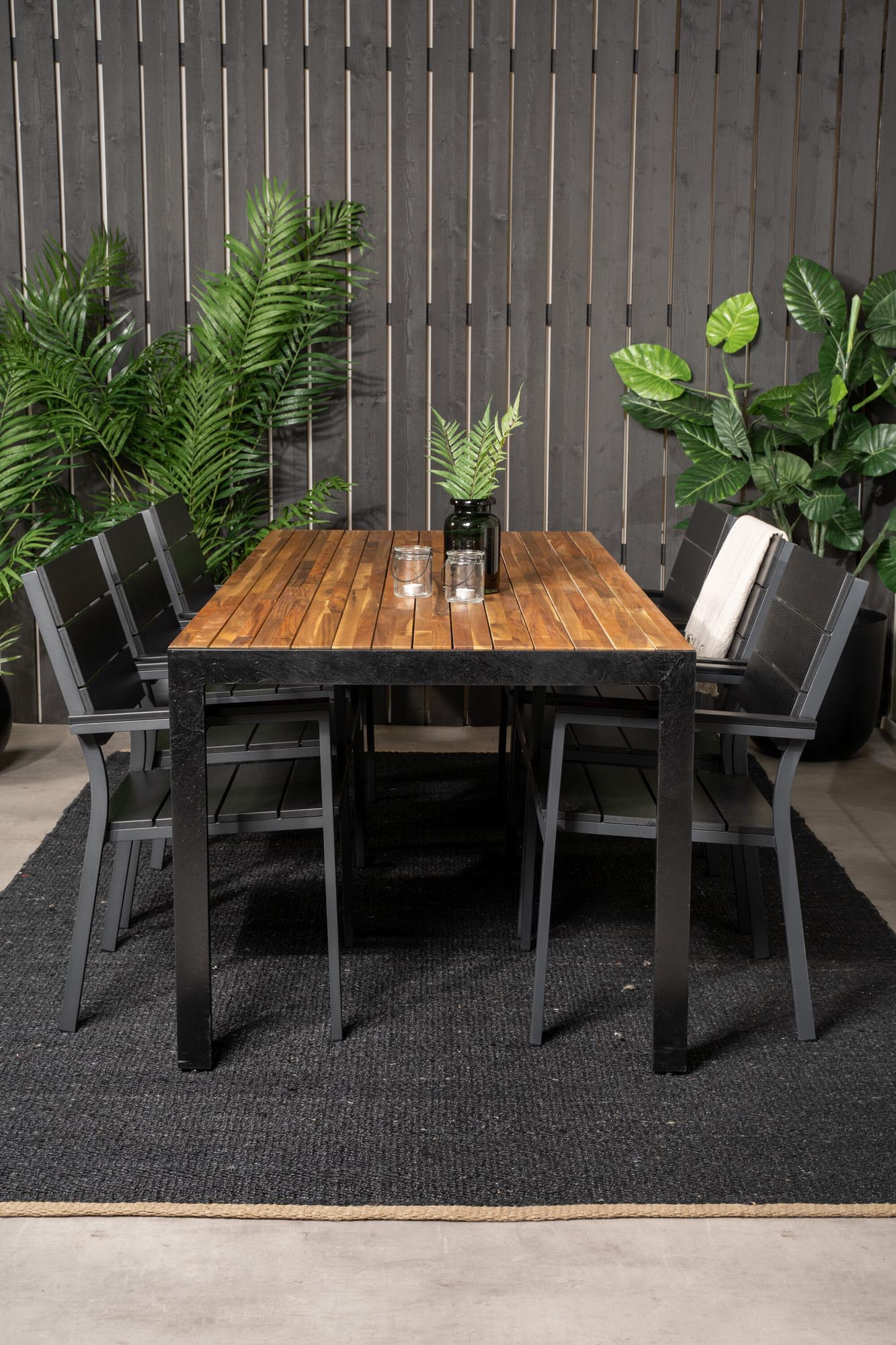 Gestalten Sie Ihre Terrasse mit dem Bois Outdoor-Tischset + Levels 205cm/6St. von Venture Home – elegant, robust und ideal für gesellige Momente im Freien!