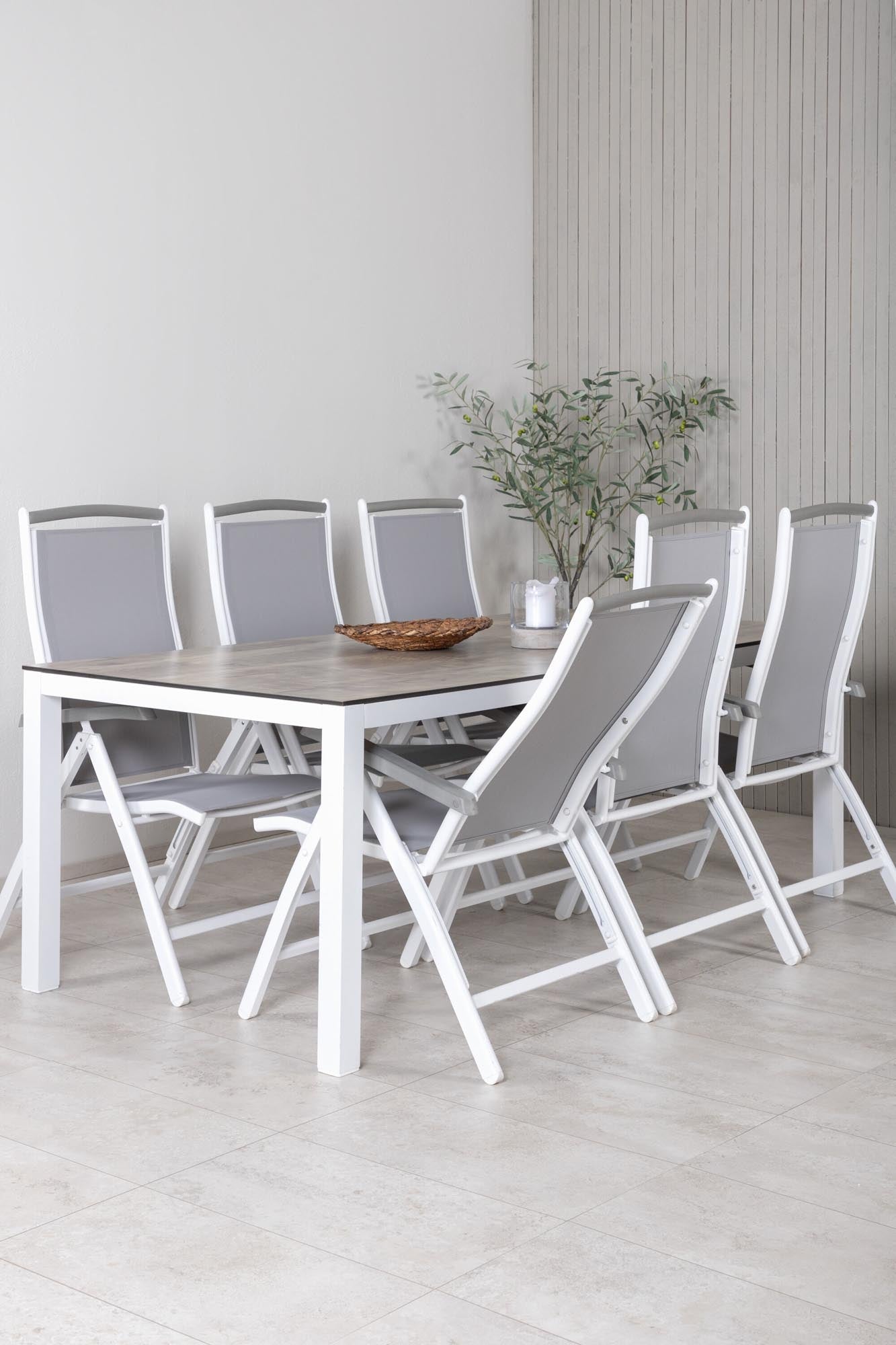 Llama Outdoor-Tischset + Albany 205cm/6St. in Braun /Grau / Weiss präsentiert im Onlineshop von KAQTU Design AG. Gartentischset ist von Venture Home