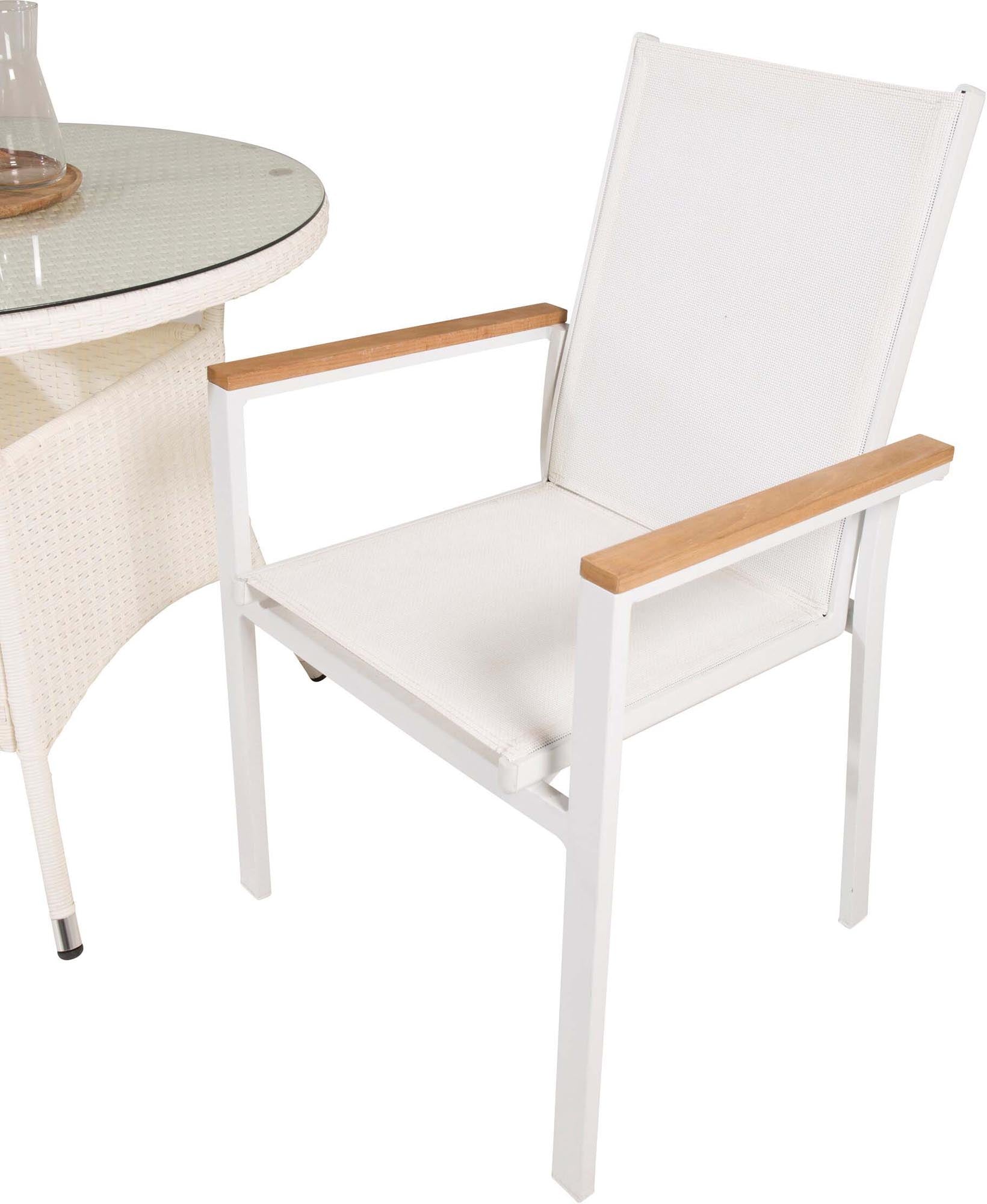 Robustes Outdoor-Tischset für gesellige Runden im Freien.