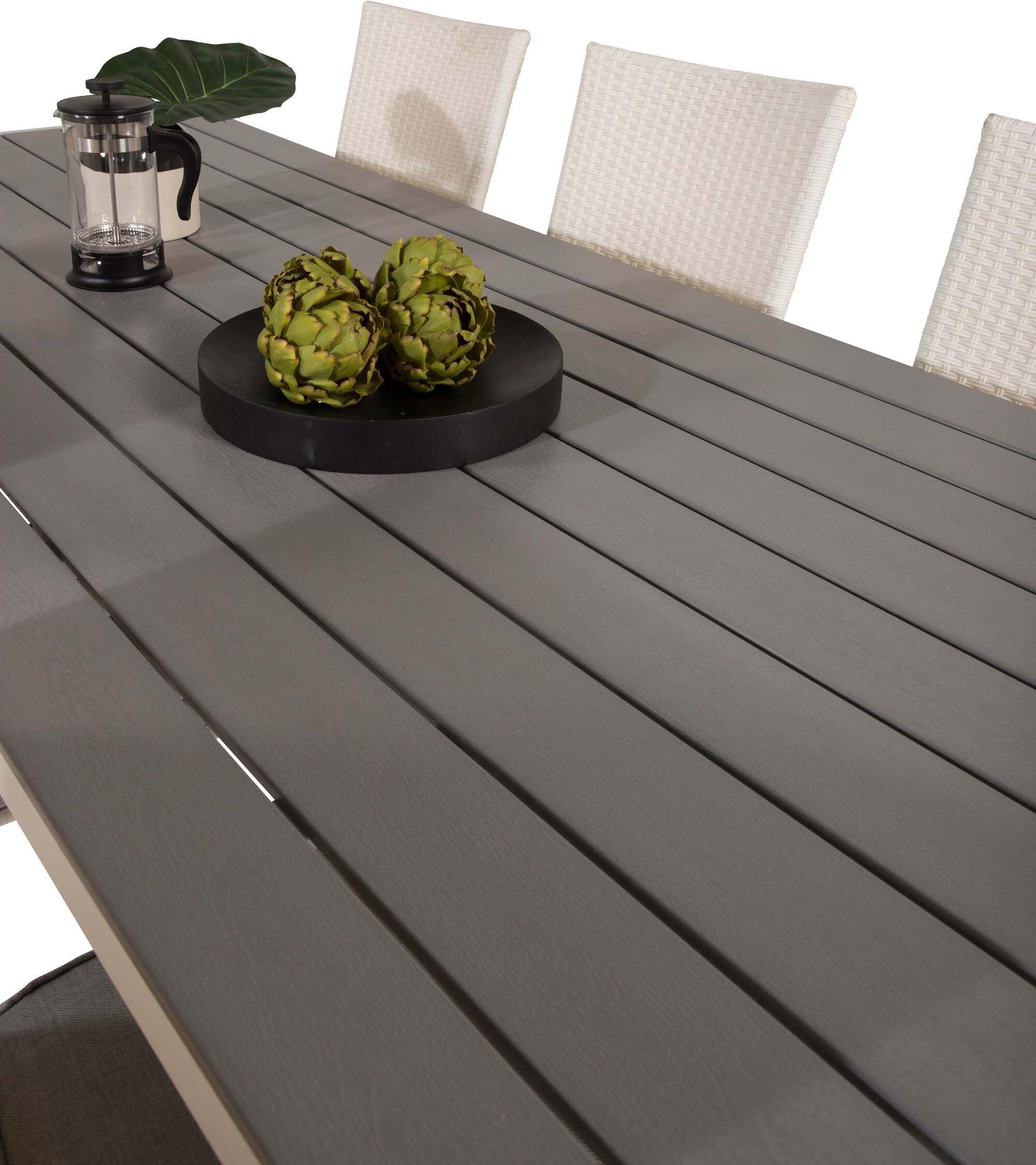 Robustes Venture Home Tischset für 6, ideal für Terrasse und Garten.