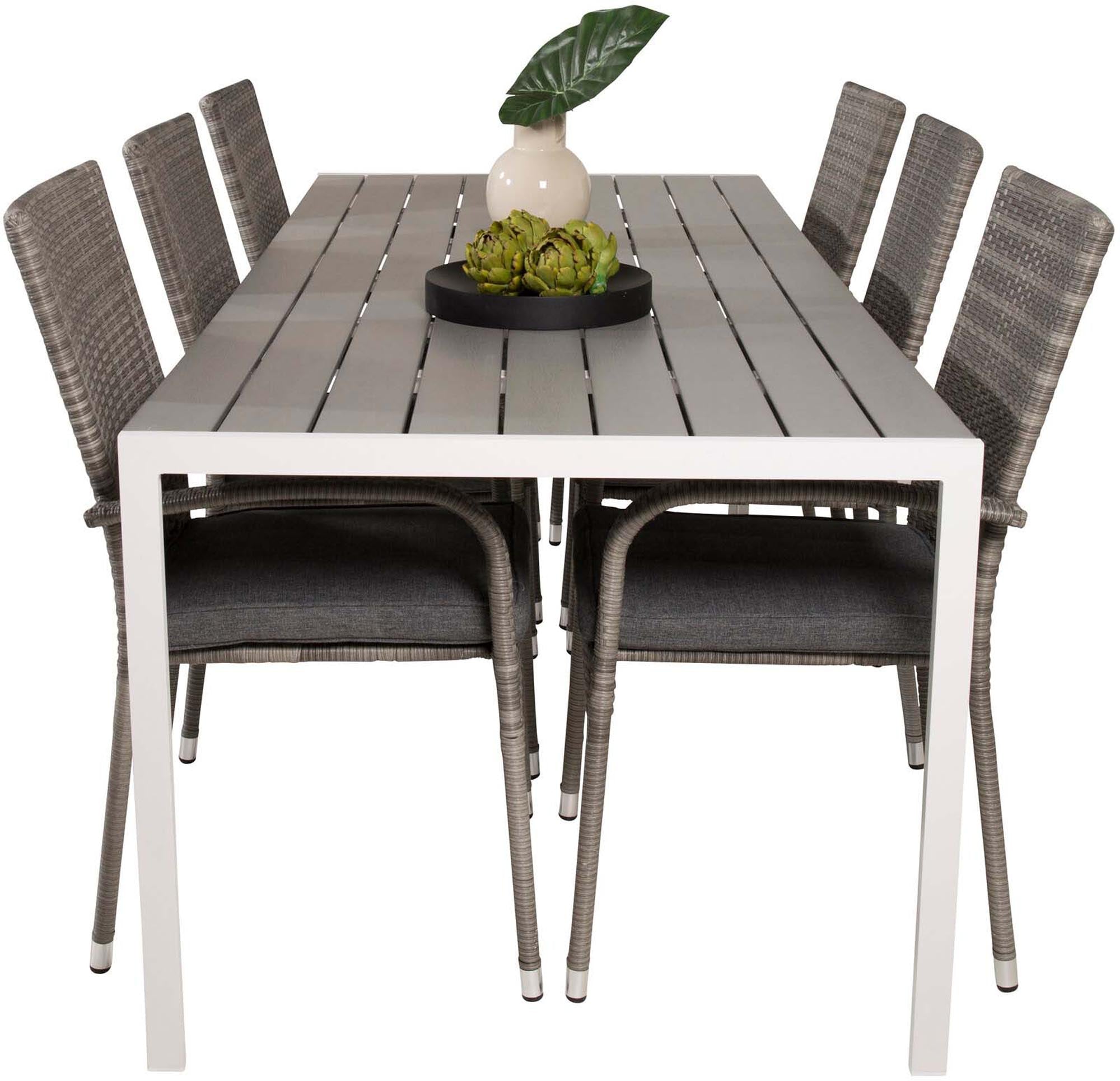 Genießen Sie stilvolle Outdoor-Momente mit dem Break Tischset von Venture Home. Platz für 6, robust und elegant – perfekt für jeden Anlass!