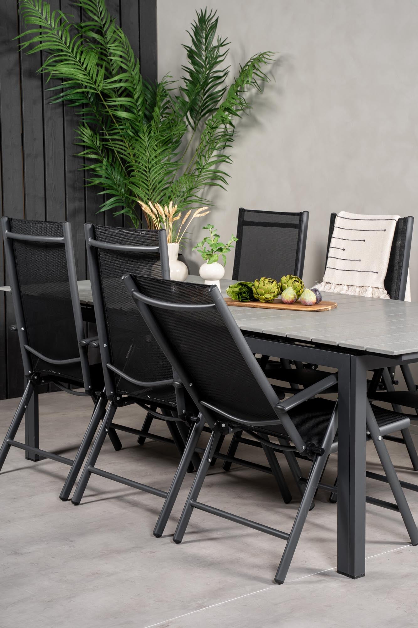 Levels Outdoor-Tischset + Break 224cm/6St. in Schwarz präsentiert im Onlineshop von KAQTU Design AG. Gartentischset ist von Venture Home