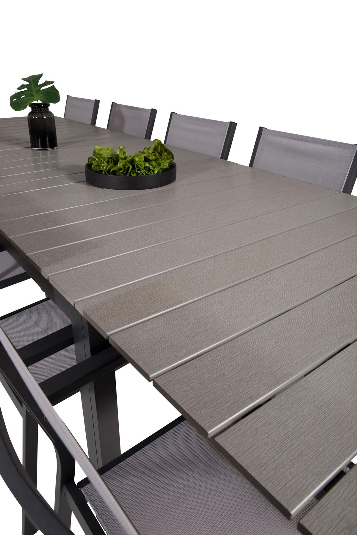 Levels Gartentisch 224/324 + Copacabana Arm Stuhl in Grau präsentiert im Onlineshop von KAQTU Design AG. Gartentischset ist von Venture Home