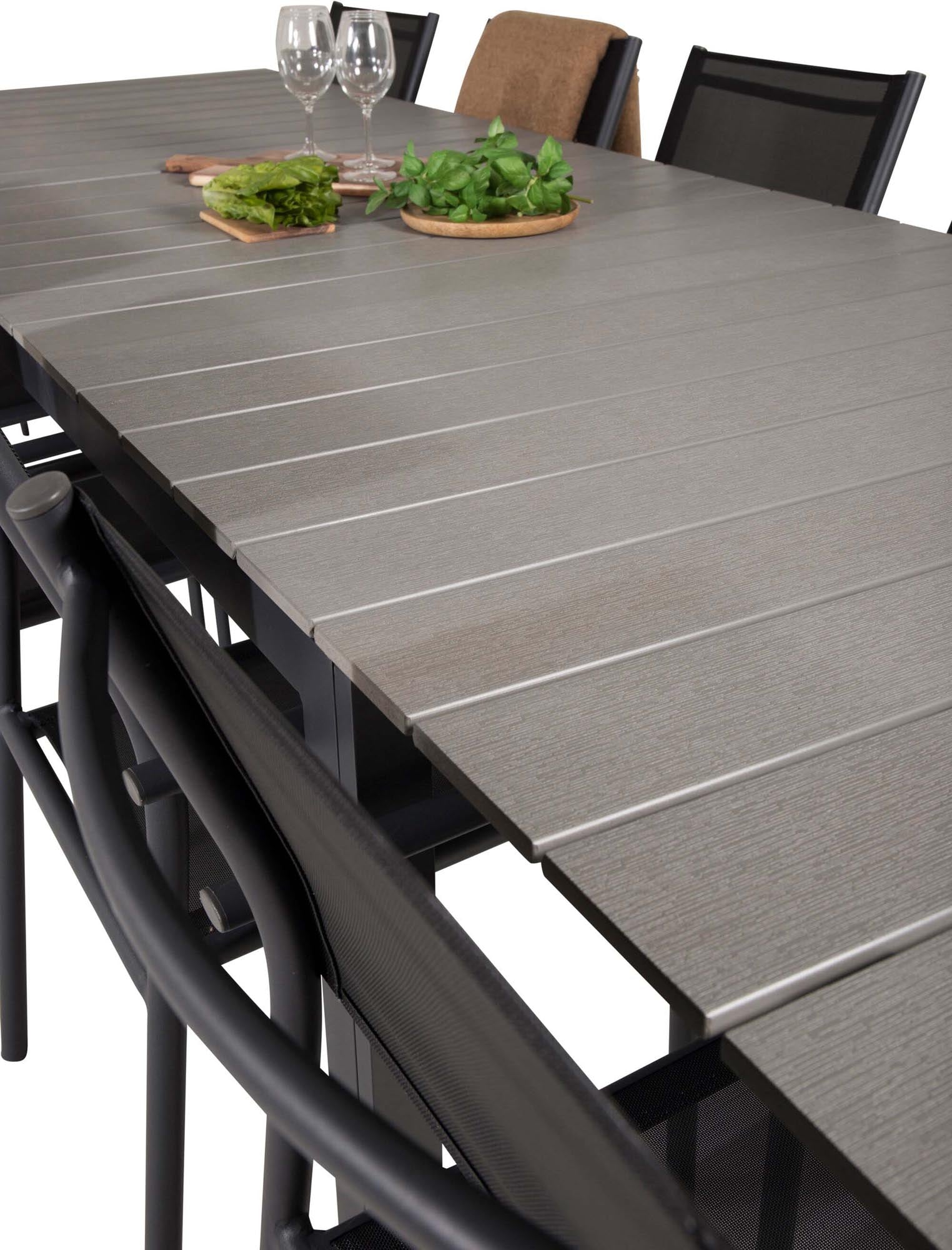 Levels Outdoor-Tischset + Santorini 224cm/8St. in Schwarz präsentiert im Onlineshop von KAQTU Design AG. Gartentischset ist von Venture Home