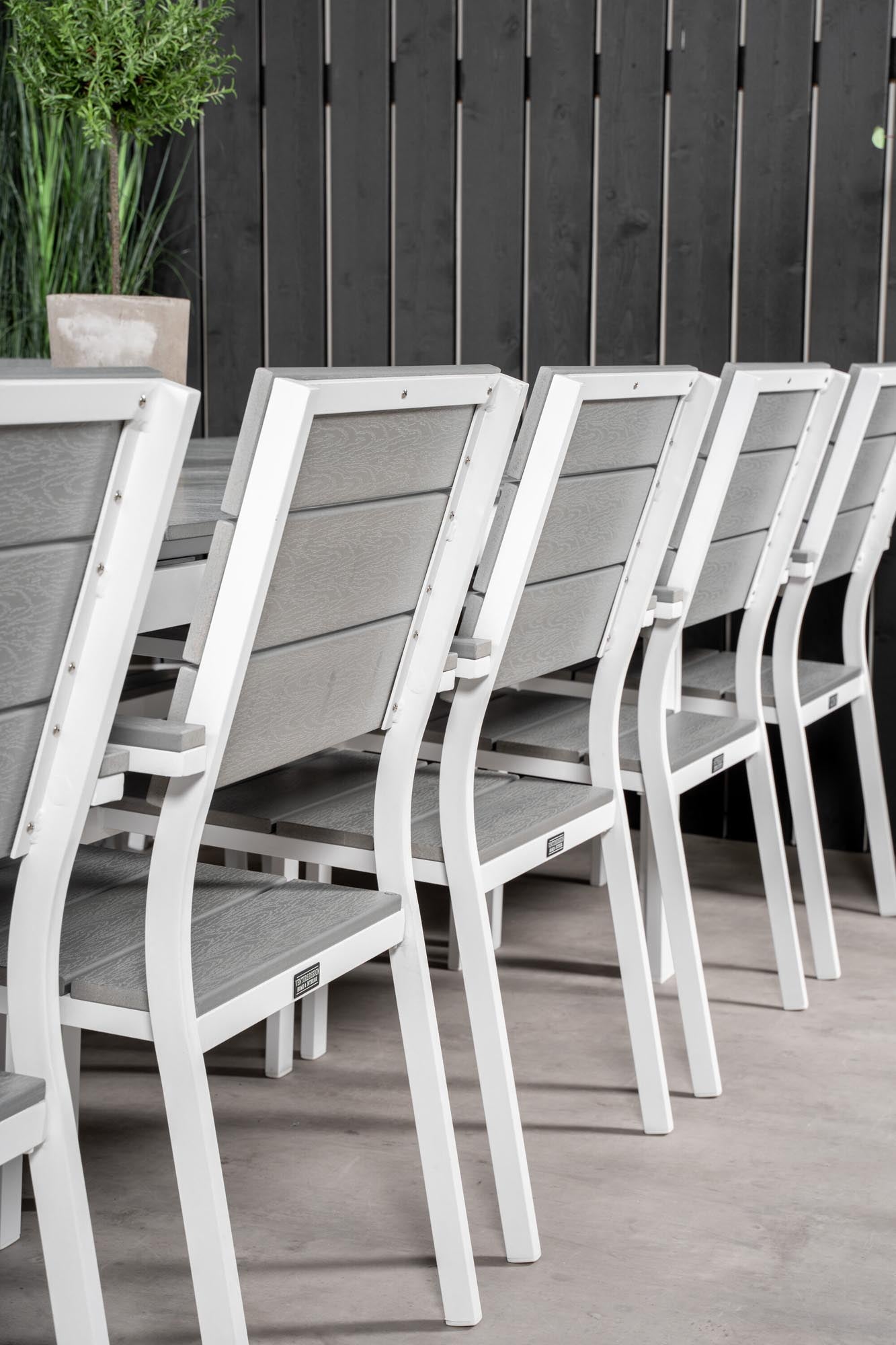 Levels Outdoor-Tischset 229cm/8St. in Grau weiss präsentiert im Onlineshop von KAQTU Design AG. Gartentischset ist von Venture Home