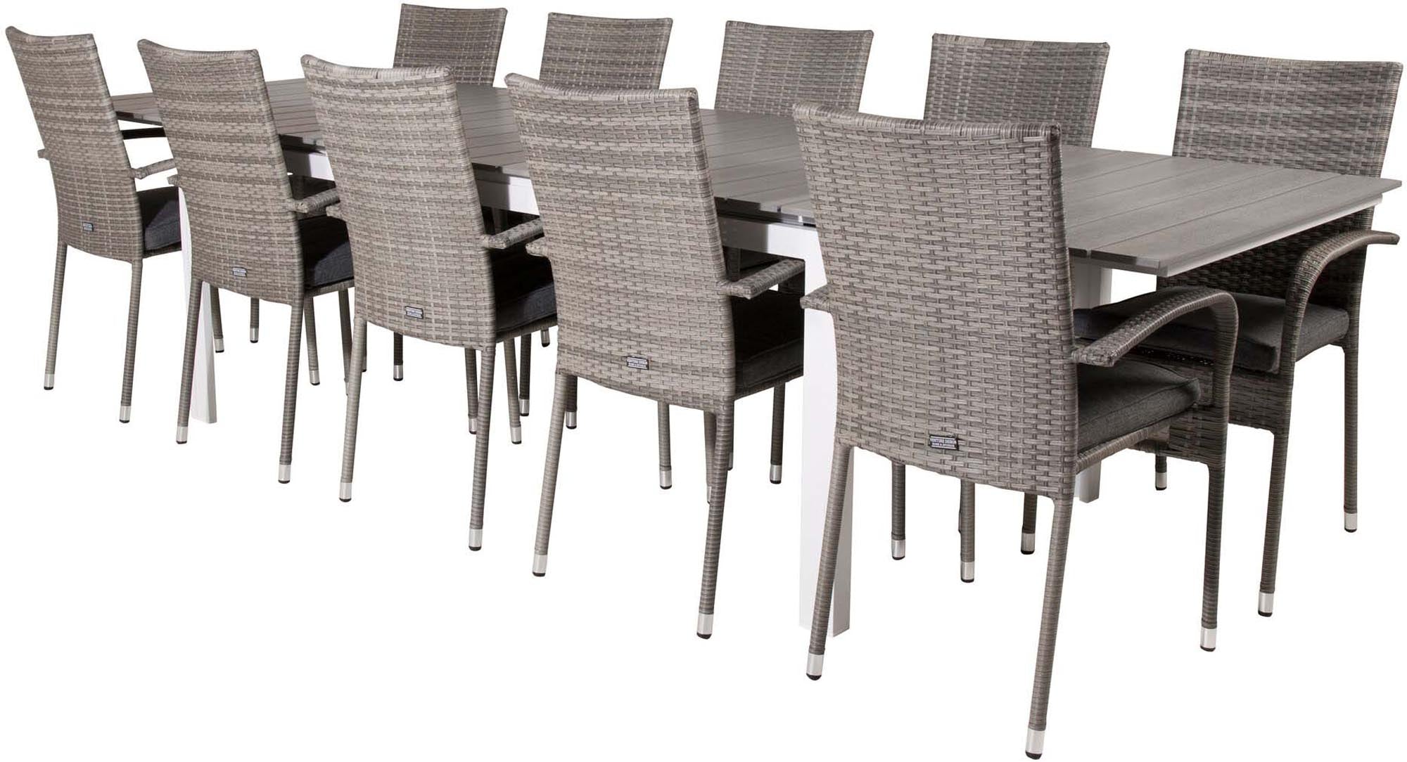 Robustes Outdoor-Tischset für gesellige Runden im Freien.