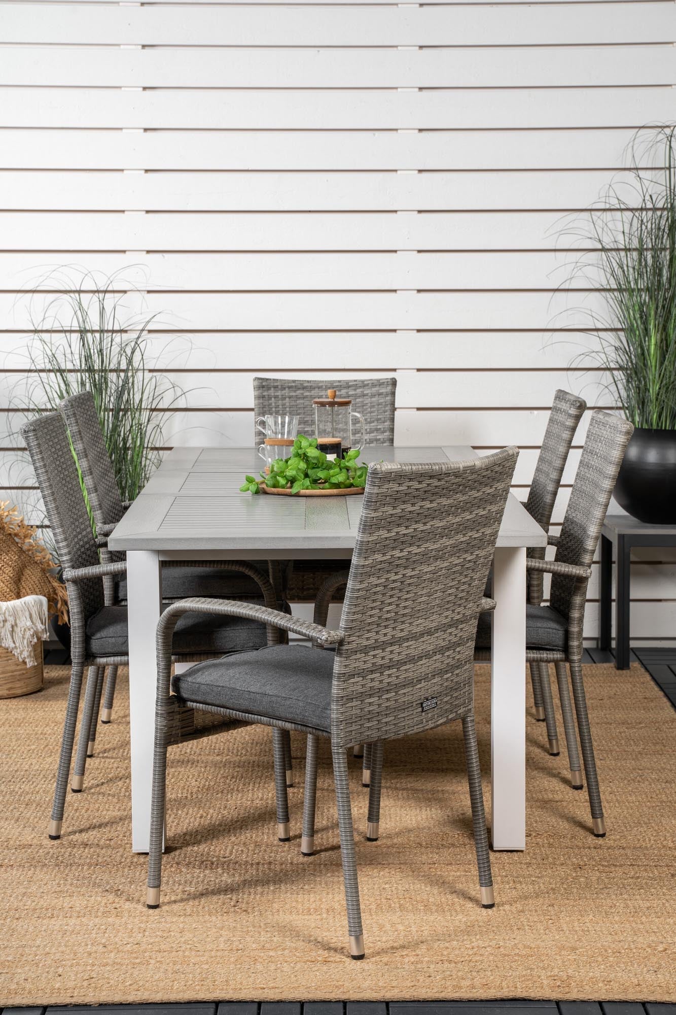 Albany Outdoor-Gartentischset ausziehbar + Anna 152cm/6St. in Grau präsentiert im Onlineshop von KAQTU Design AG. Gartentischset ist von Venture Home