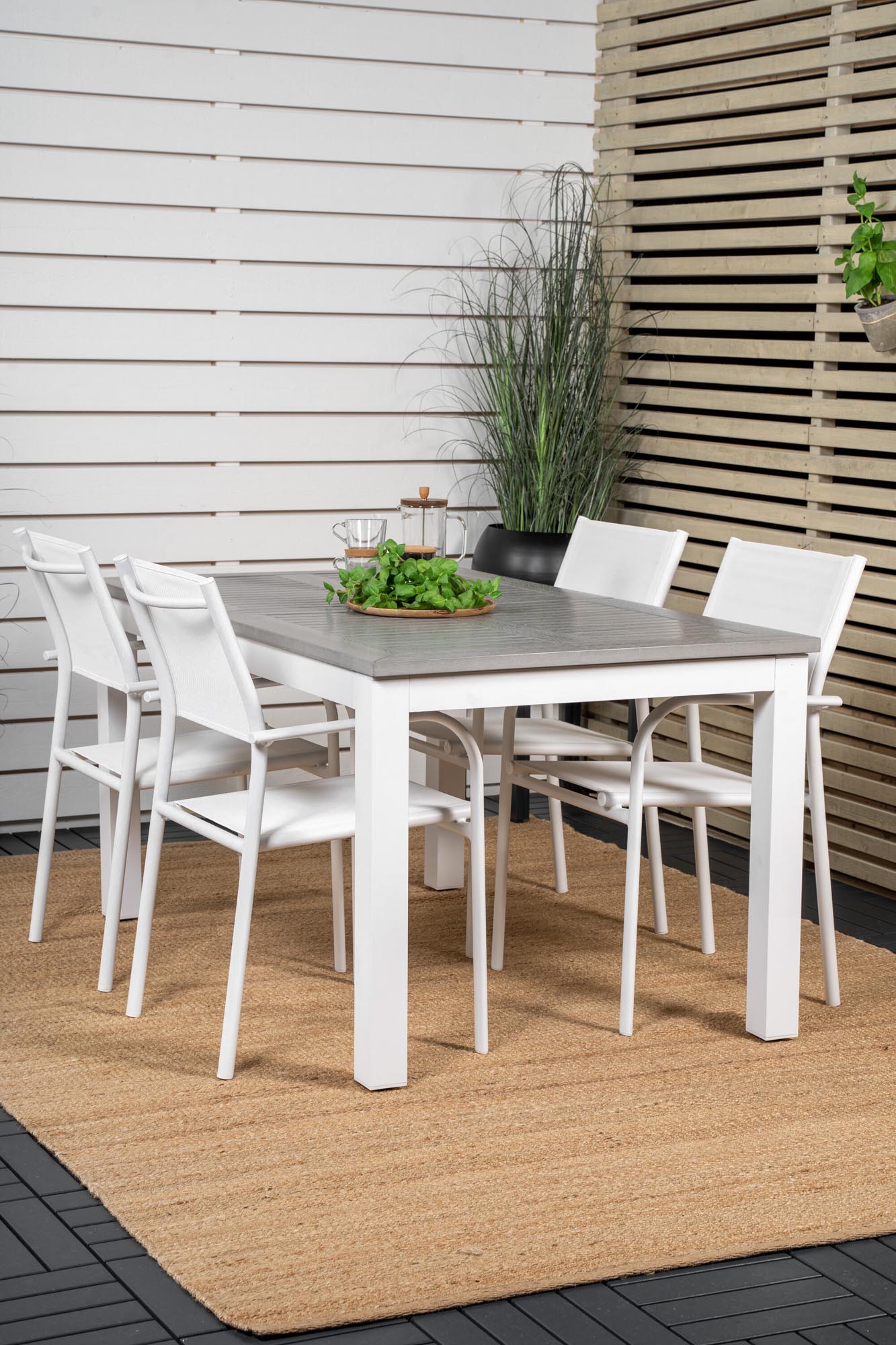 Albany Outdoor-Gartentischset ausziehbar + Santorini 152cm/4St. in Weiss präsentiert im Onlineshop von KAQTU Design AG. Gartentischset ist von Venture Home