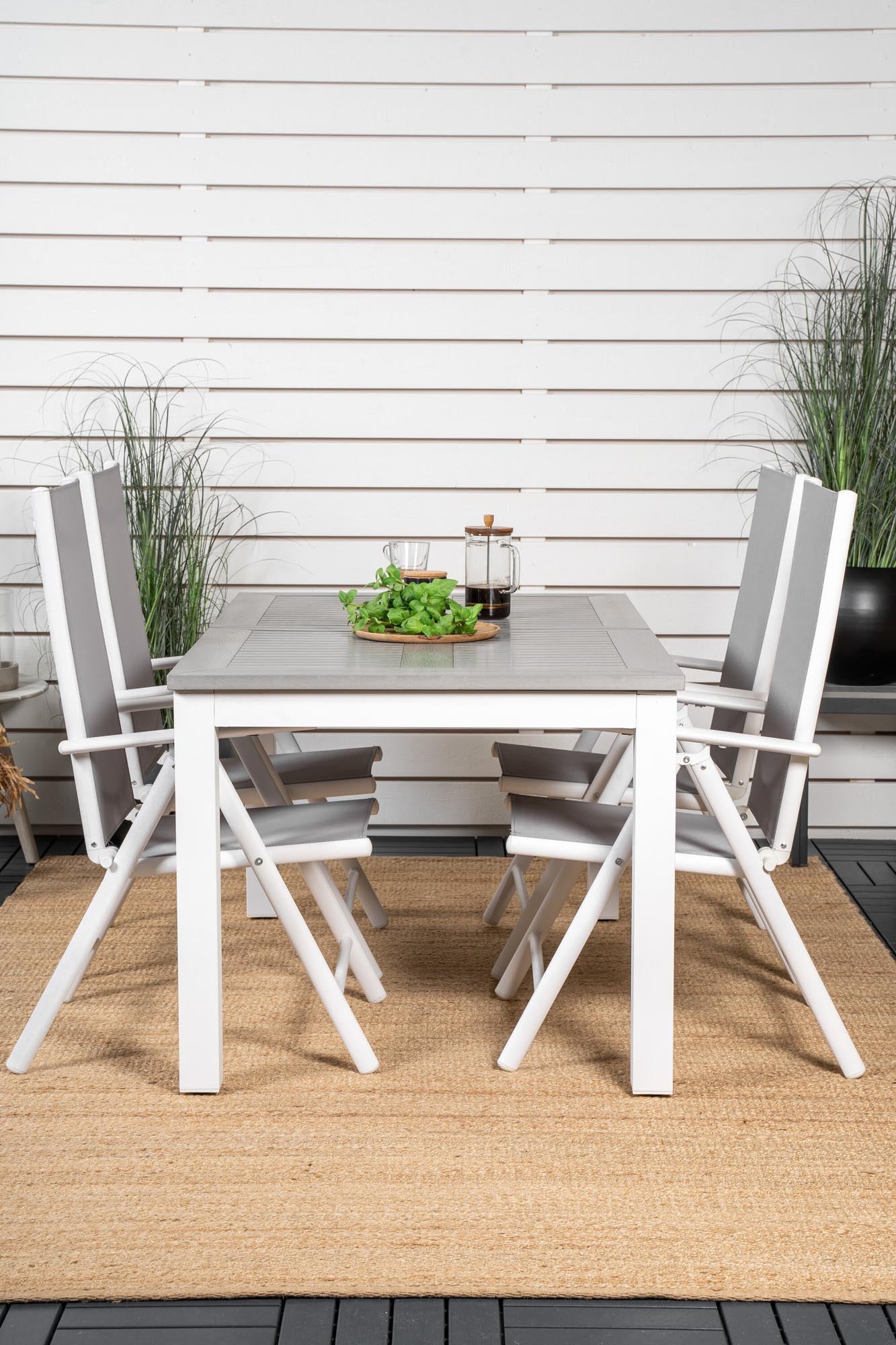 Albany Outdoor-Gartentischset ausziehbar + Break 152cm/4St. in Grau weiss präsentiert im Onlineshop von KAQTU Design AG. Gartentischset ist von Venture Home