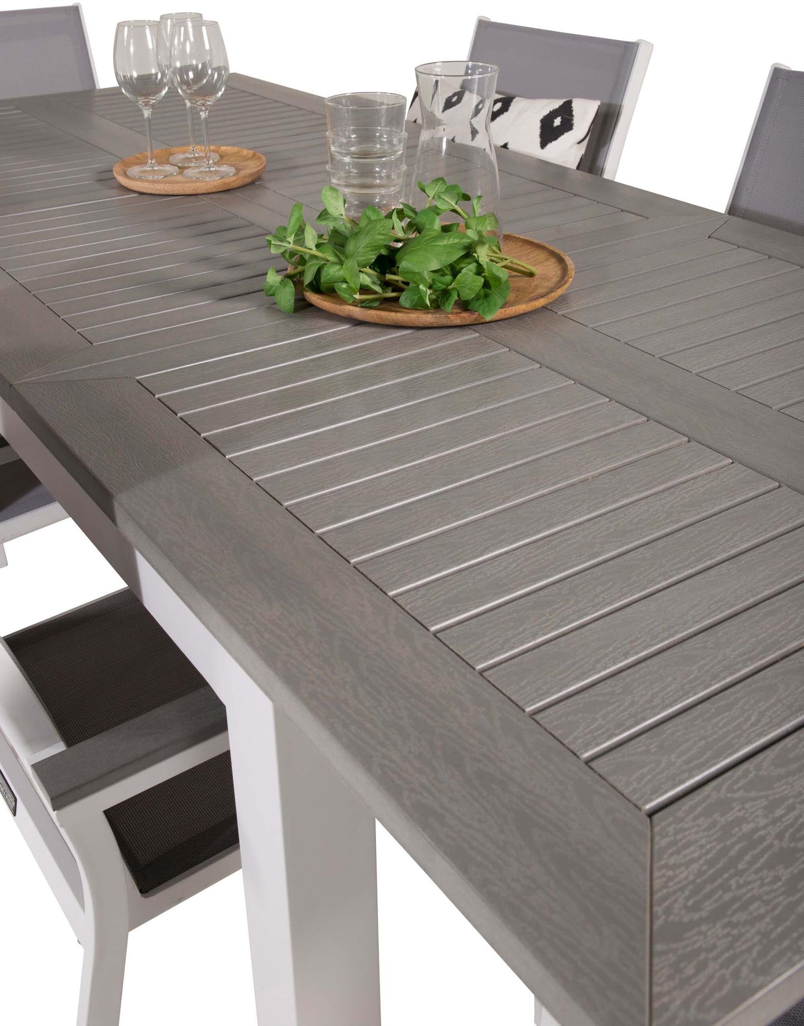 Albany Outdoor-Tischset + Parma 152cm/6St. in Grau weiss präsentiert im Onlineshop von KAQTU Design AG. Gartentischset ist von Venture Home