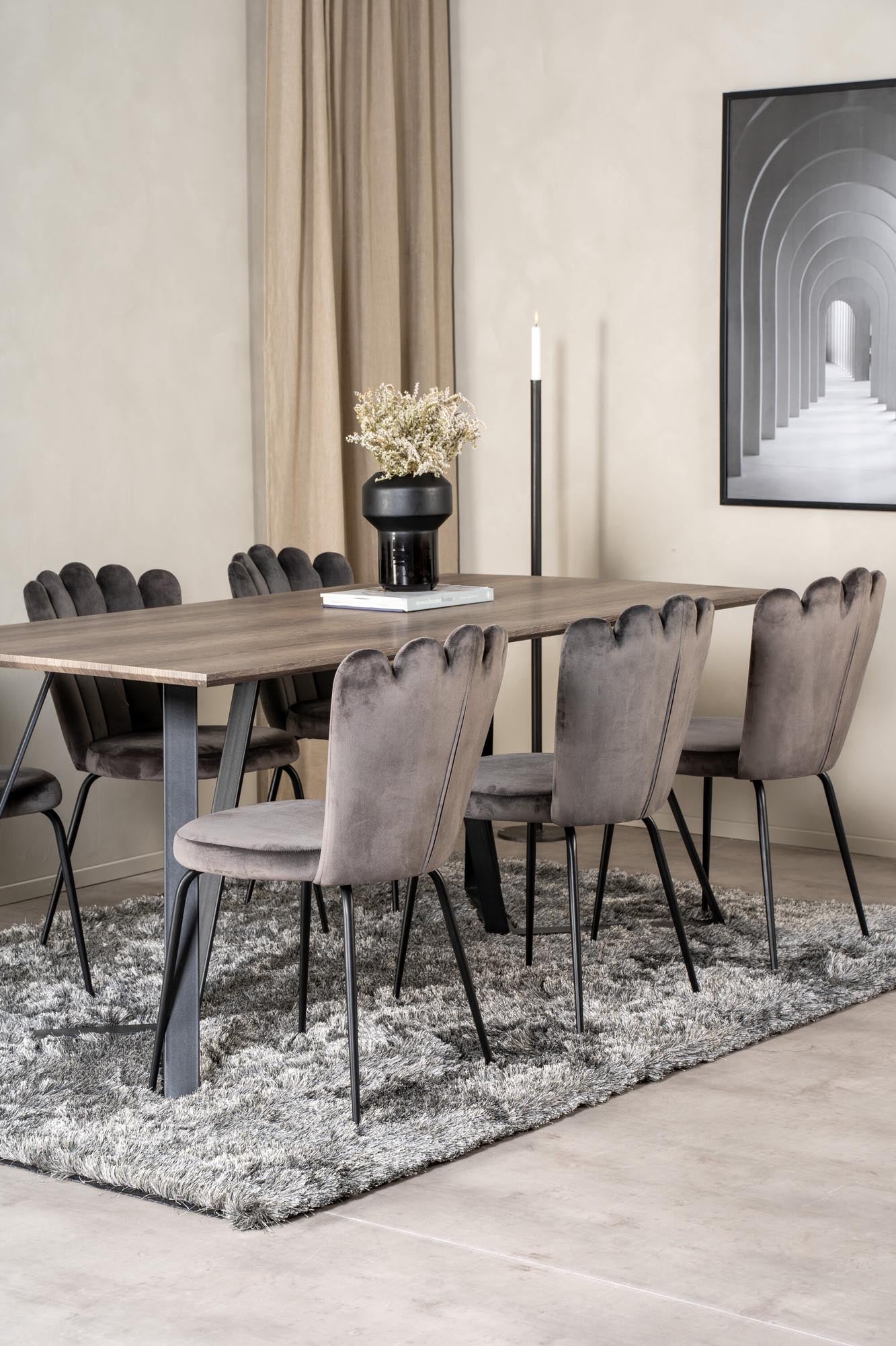 Stilvolles Esszimmerset Marina Limham: 180 cm Tisch und 6 hochwertige Samtstühle für gemütliche Abende und festliche Anlässe.