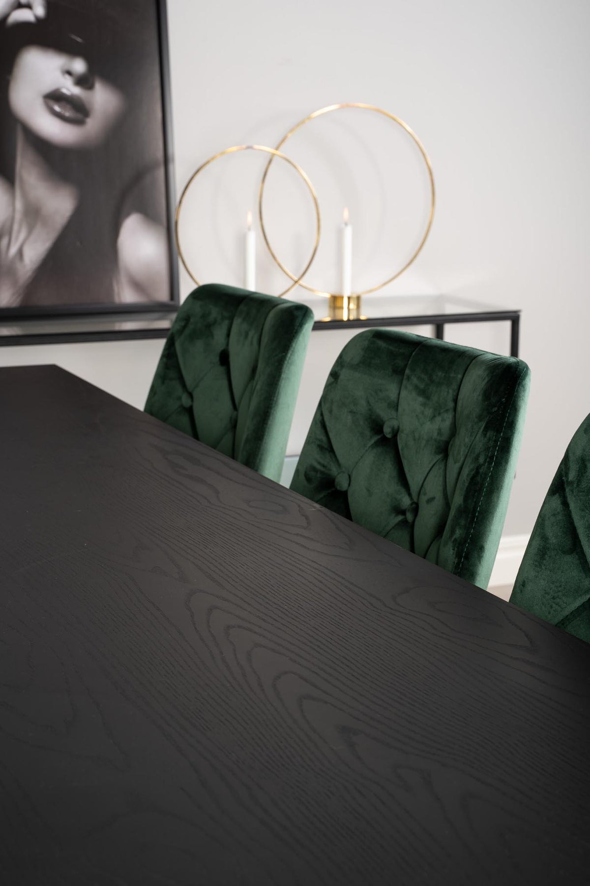 Dipp Esszimmerset + Velvet Deluxe 180cm/6St. in Schwarz / Gold / Grün präsentiert im Onlineshop von KAQTU Design AG. Esszimmerset ist von Venture Home