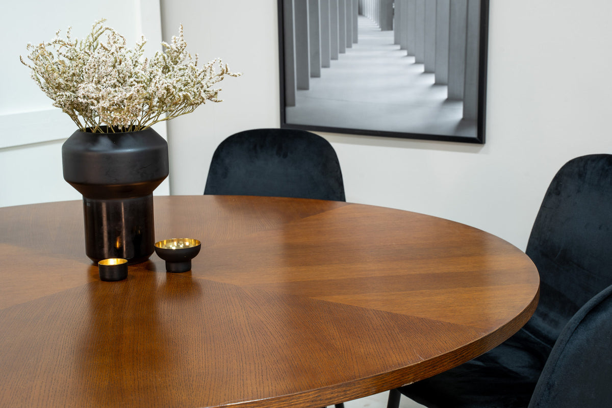 Esszimmerset Copenhagen + Polar ⌀140cm/6St. in Schwarz präsentiert im Onlineshop von KAQTU Design AG. Esszimmerset ist von Venture Home