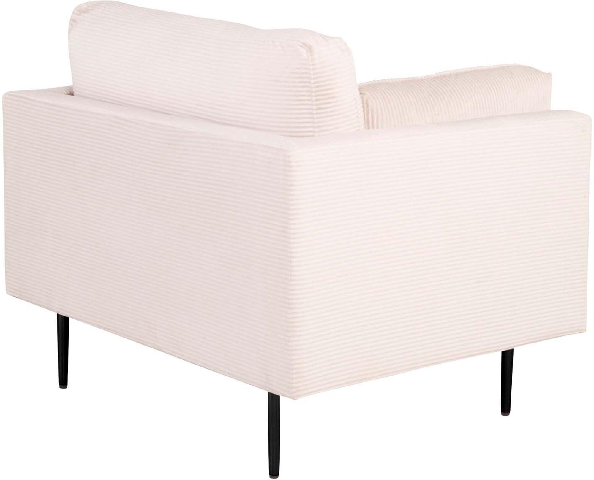 Erleben Sie den Boom Sessel von Venture Home: Eleganter Samt, luftige Optik und einladendes Design für ein stilvolles Wohnambiente.