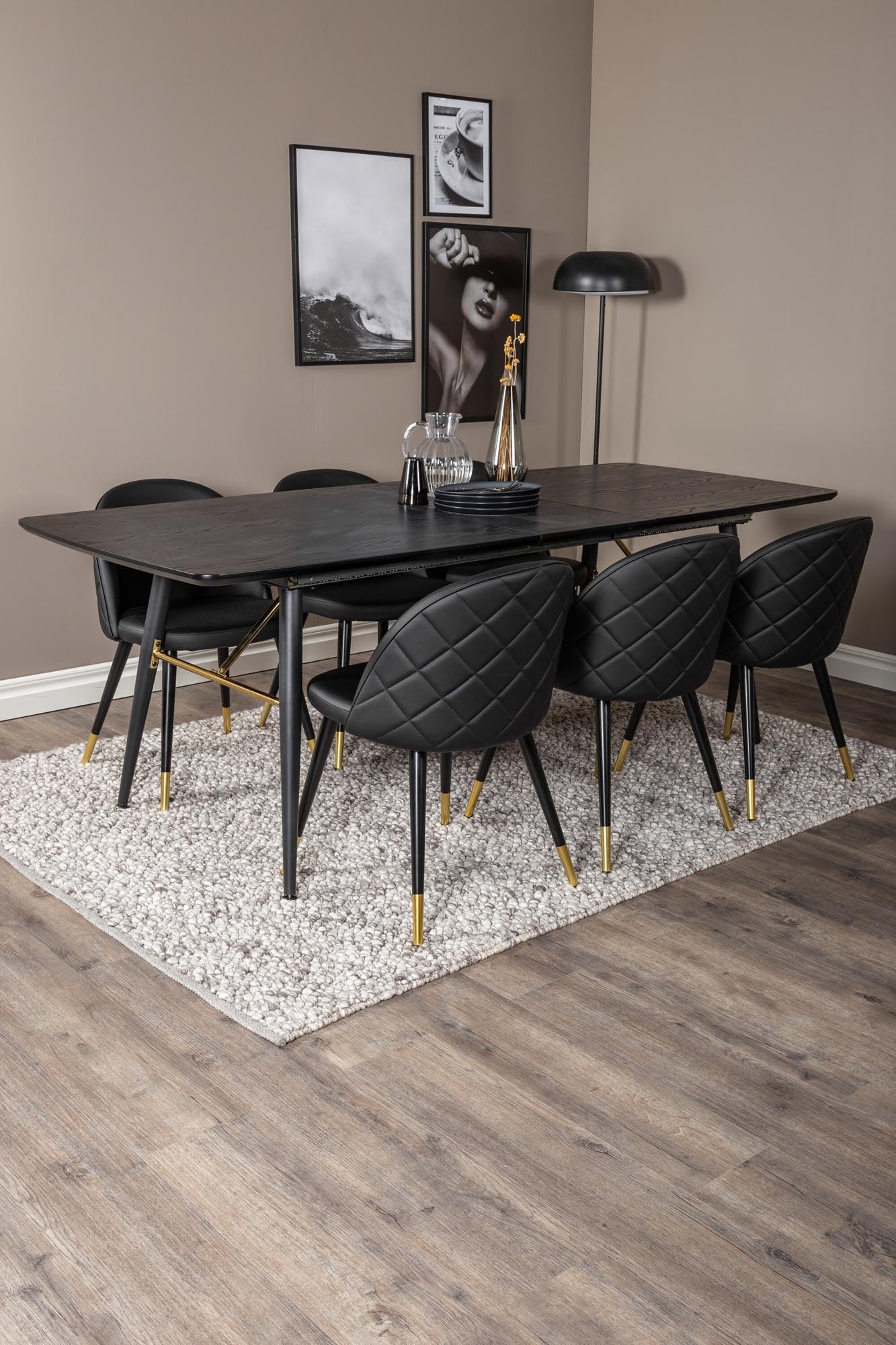 Stilvolles, ausziehbares Gold Esszimmerset mit 6 beigen Samt-Stühlen. Perfekt für festliche Anlässe und gemütliche Familienabende.