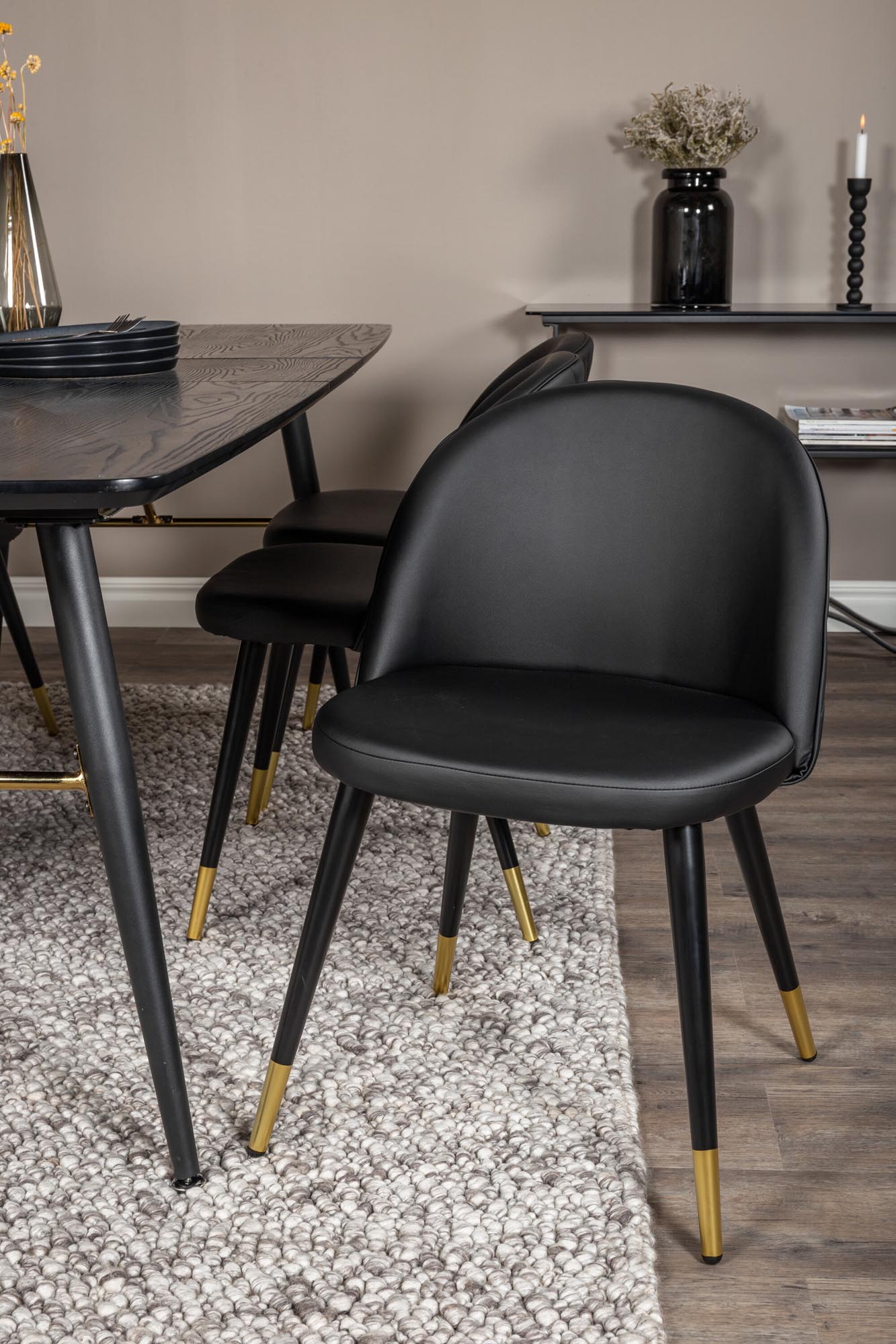 Luxuriöses Esszimmerset in Gold, ausziehbar, 6 Samtstühle, 180cm.