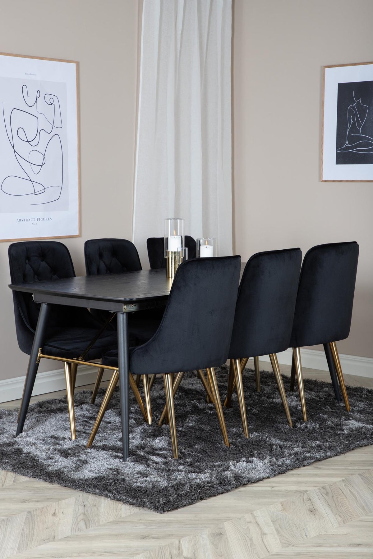 Gold Esszimmerset ausziehbar + Velvet Deluxe 180cm/6St. in Schwarz / Gold präsentiert im Onlineshop von KAQTU Design AG. Esszimmerset ist von Venture Home