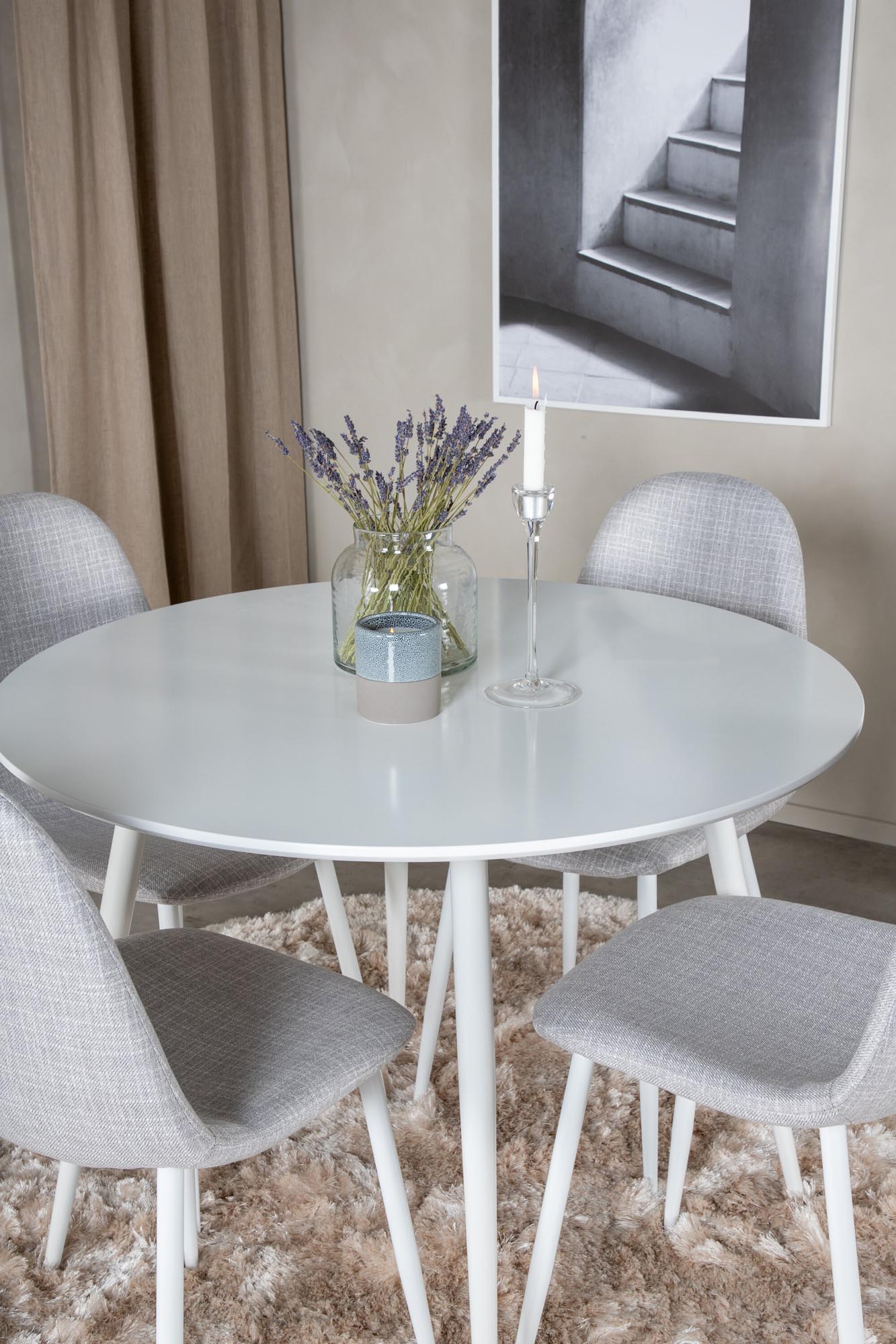 Stilvolles Plaza Esszimmerset mit rundem 100 cm Tisch und 4 luxuriösen Samtstühlen Polar für gemütliche Essrunden und elegantes Ambiente.