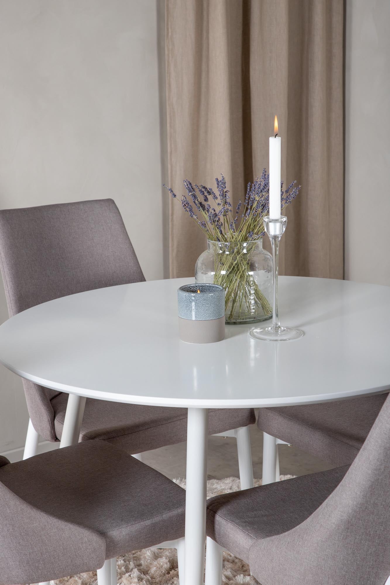 Stilvolles Plaza Esszimmerset mit Leone Stühlen, 100 cm Durchmesser. Perfekt für gesellige Momente und modernes Wohndesign. Hochwertig und langlebig.