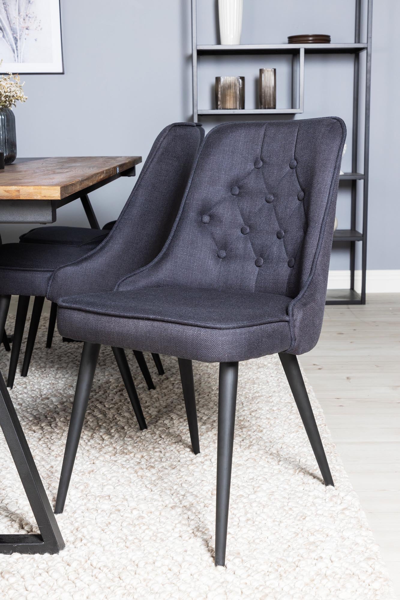 Luxuriöses Jakarta Esszimmerset: Perfekte Eleganz für Ihr Zuhause.