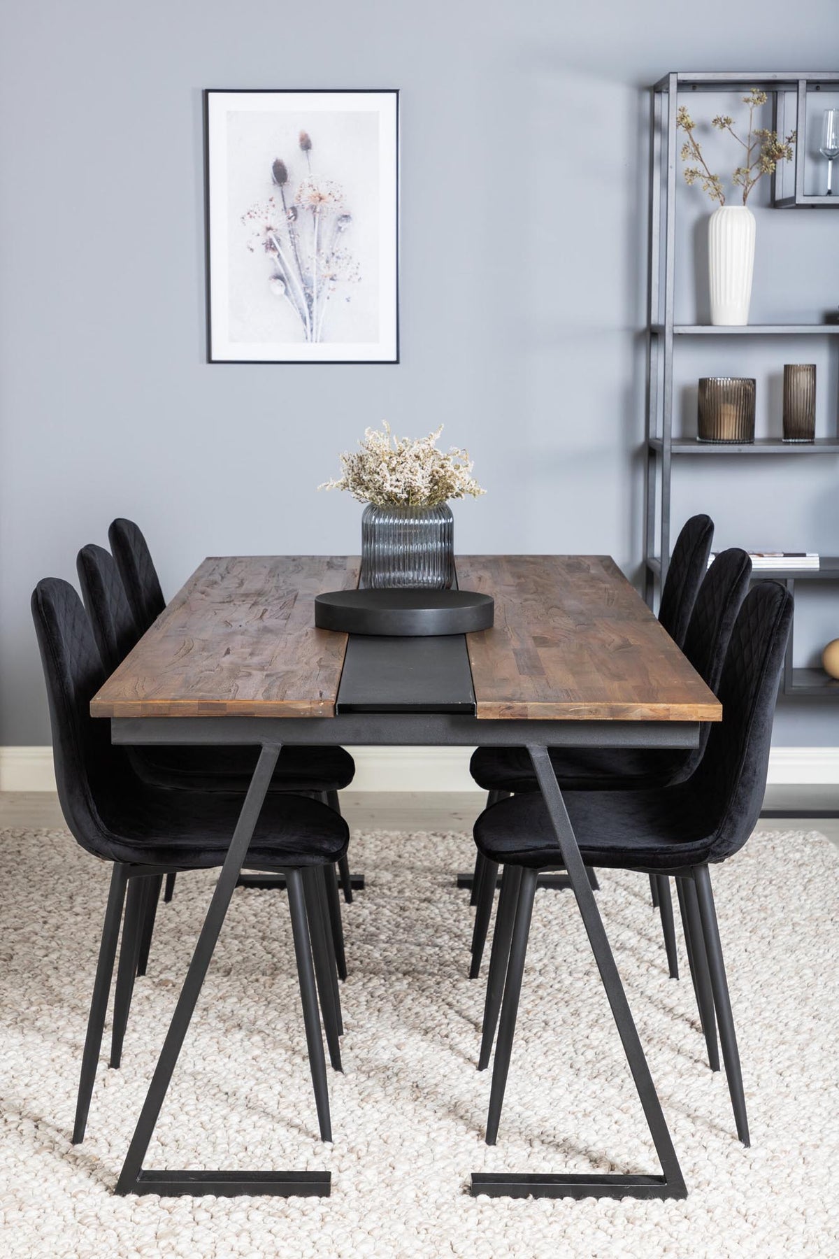 Jakarta Esszimmerset + Polar 200cm/6St. in Schwarz präsentiert im Onlineshop von KAQTU Design AG. Esszimmerset ist von Venture Home
