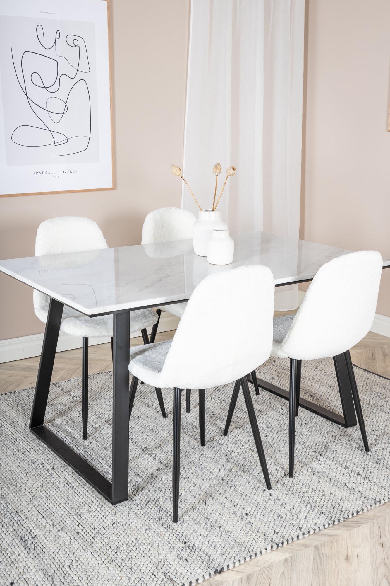 Estelle Esszimmerset: Modernes Design trifft auf skandinavische Funktionalität.