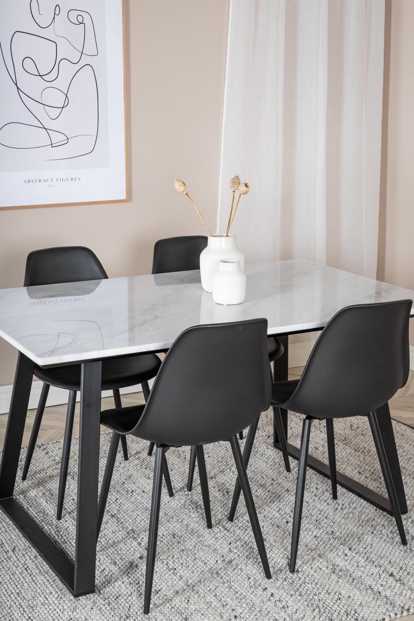 Estelle Esszimmerset: Zeitlose Eleganz für stilvolle Mahlzeiten.