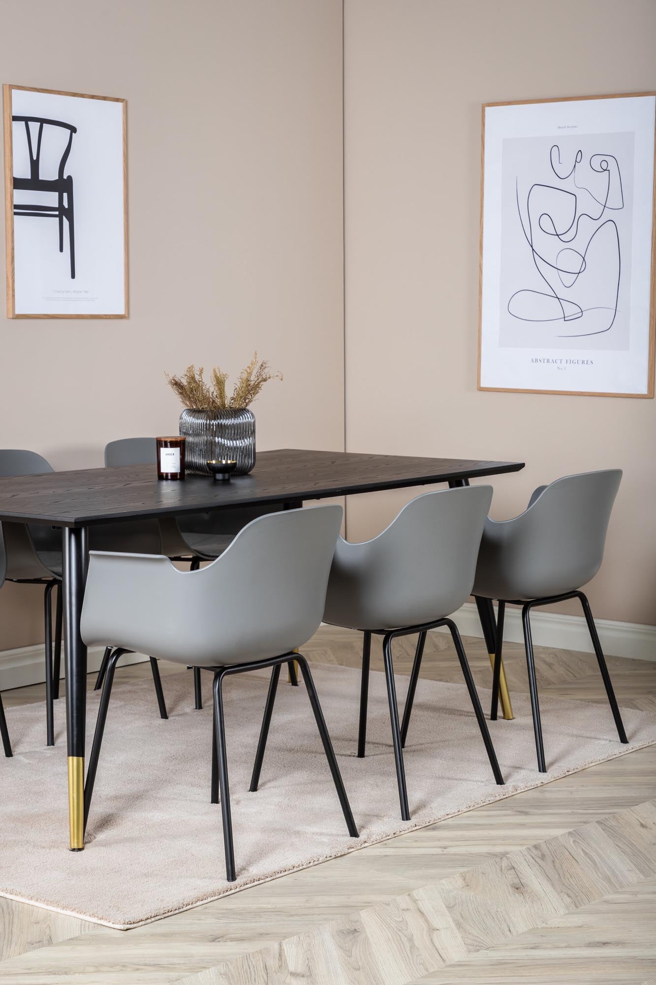 Erleben Sie das Dipp Esszimmerset von Venture Home: Modernes Design, erstklassige Materialien und ideal für gesellige Anlässe.