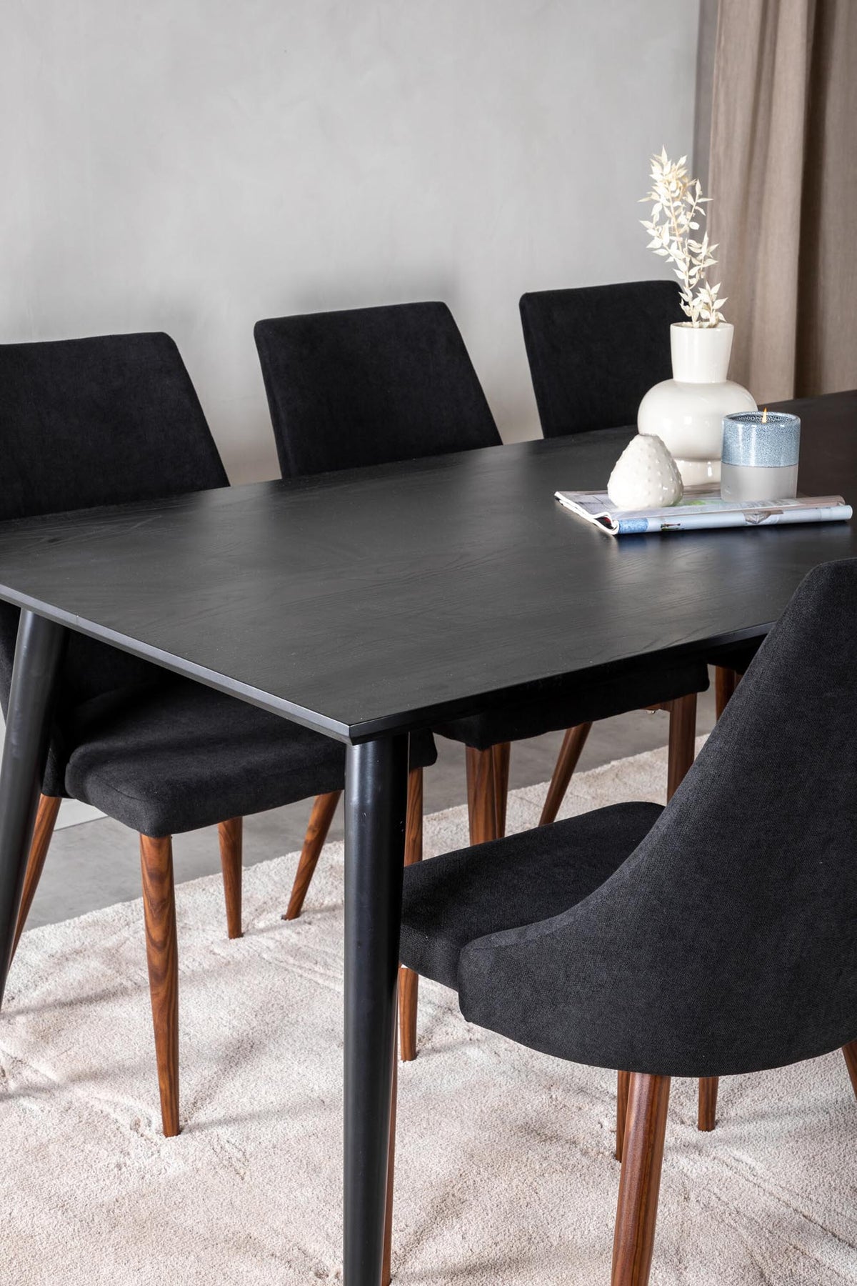 Dipp Esszimmerset + Leone 180cm/6St. in Schwarz, Natur präsentiert im Onlineshop von KAQTU Design AG. Esszimmerset ist von Venture Home
