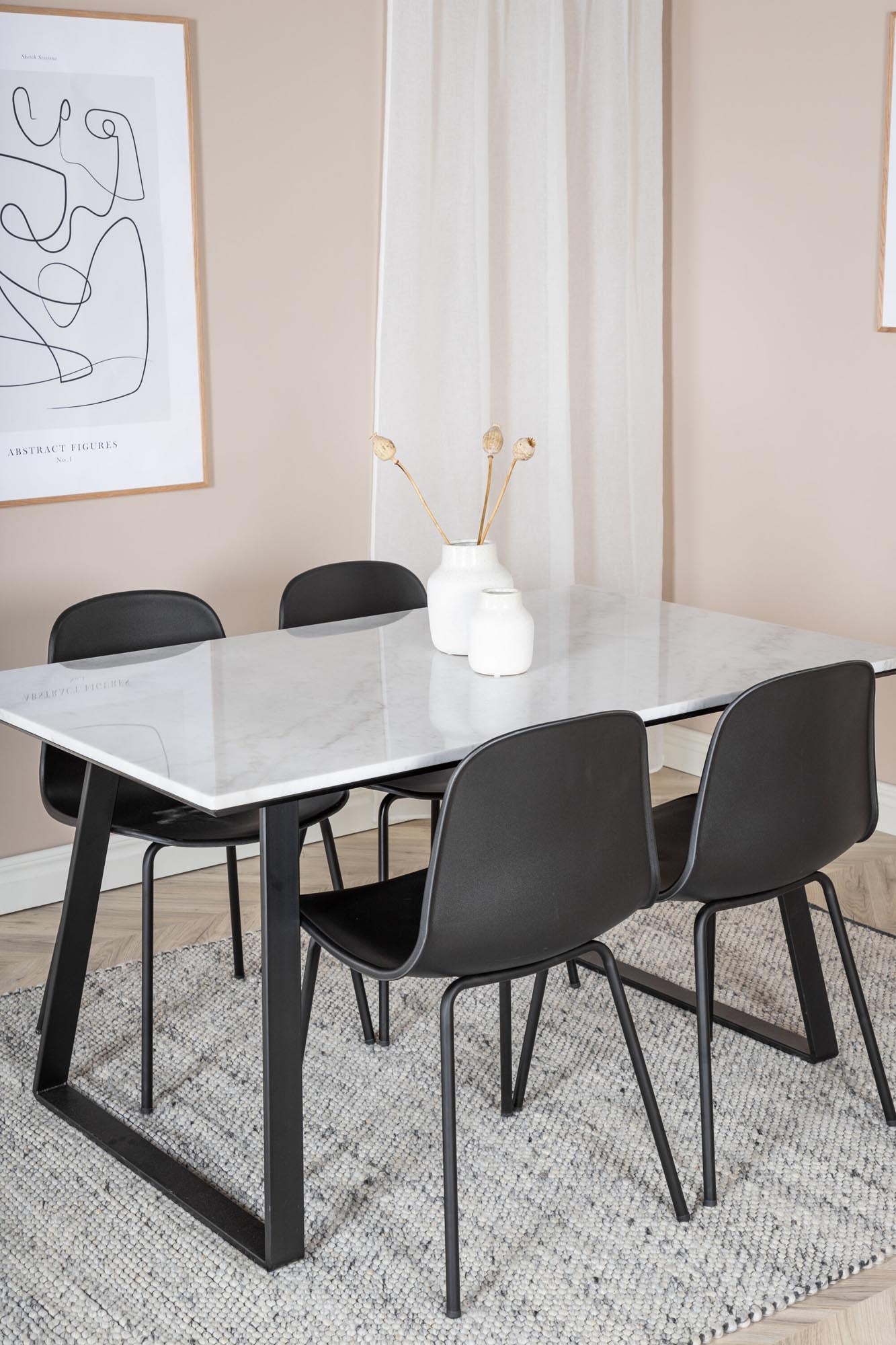 Estelle Esszimmerset: Skandinavisches Design für stilvolle Räume.