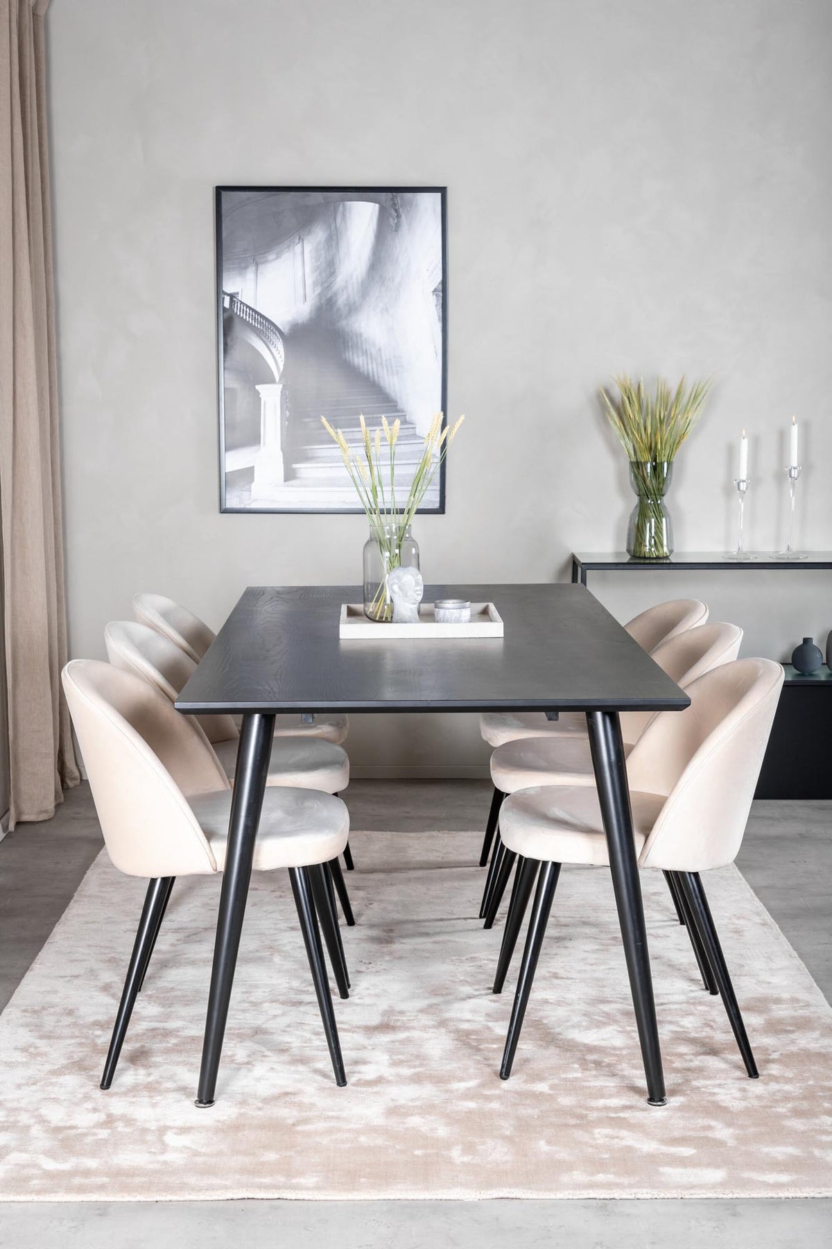 Dipp Esszimmerset + Velvet 180cm/6St. in Schwarz / Beige präsentiert im Onlineshop von KAQTU Design AG. Esszimmerset ist von Venture Home