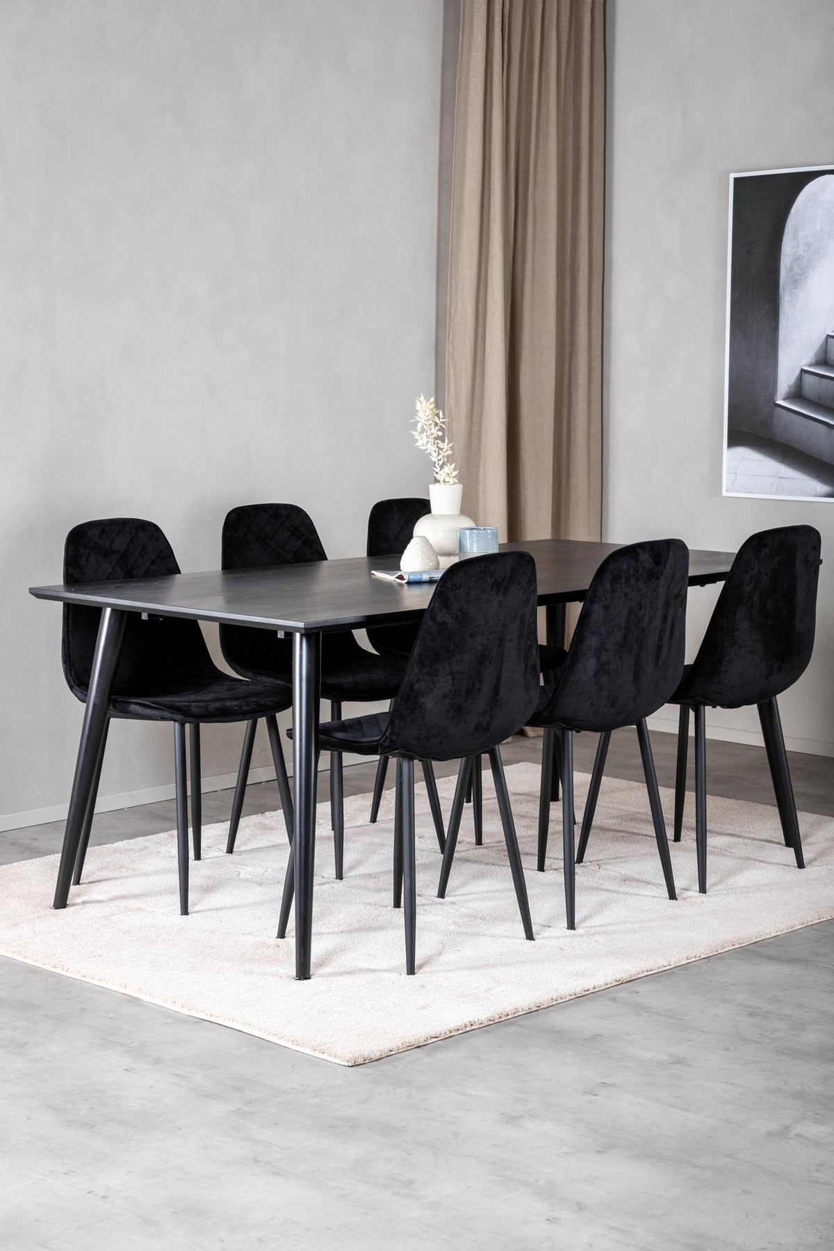 Dipp Esszimmerset + Polar Diamond 180cm/6St. in Schwarz / Schwarz präsentiert im Onlineshop von KAQTU Design AG. Esszimmerset ist von Venture Home