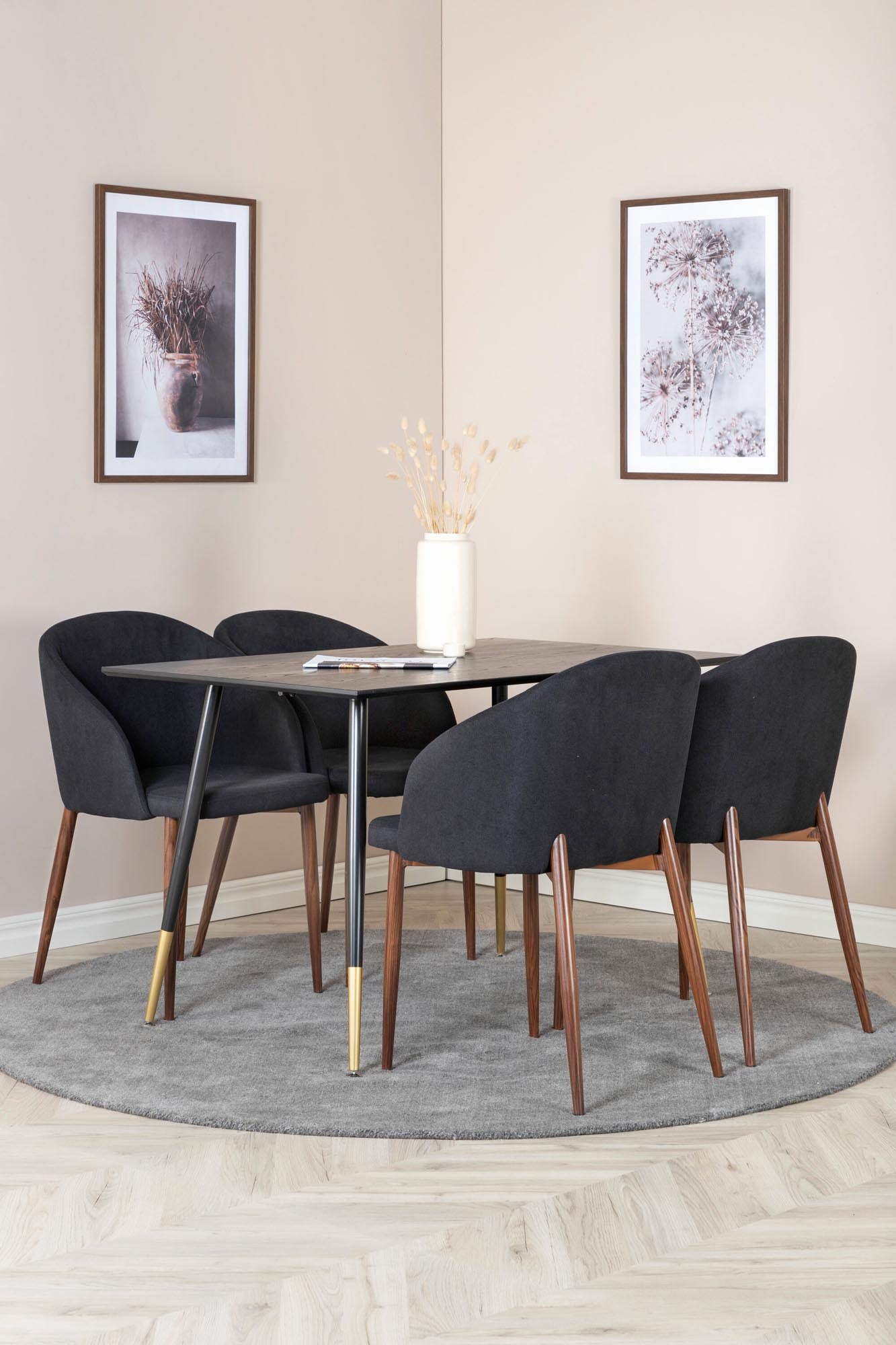 Stilvolles Dipp Esszimmerset von Venture Home: 120 cm Tisch und 4 komfortable Stühle, ideal für gesellige Momente und modernes Wohnen.