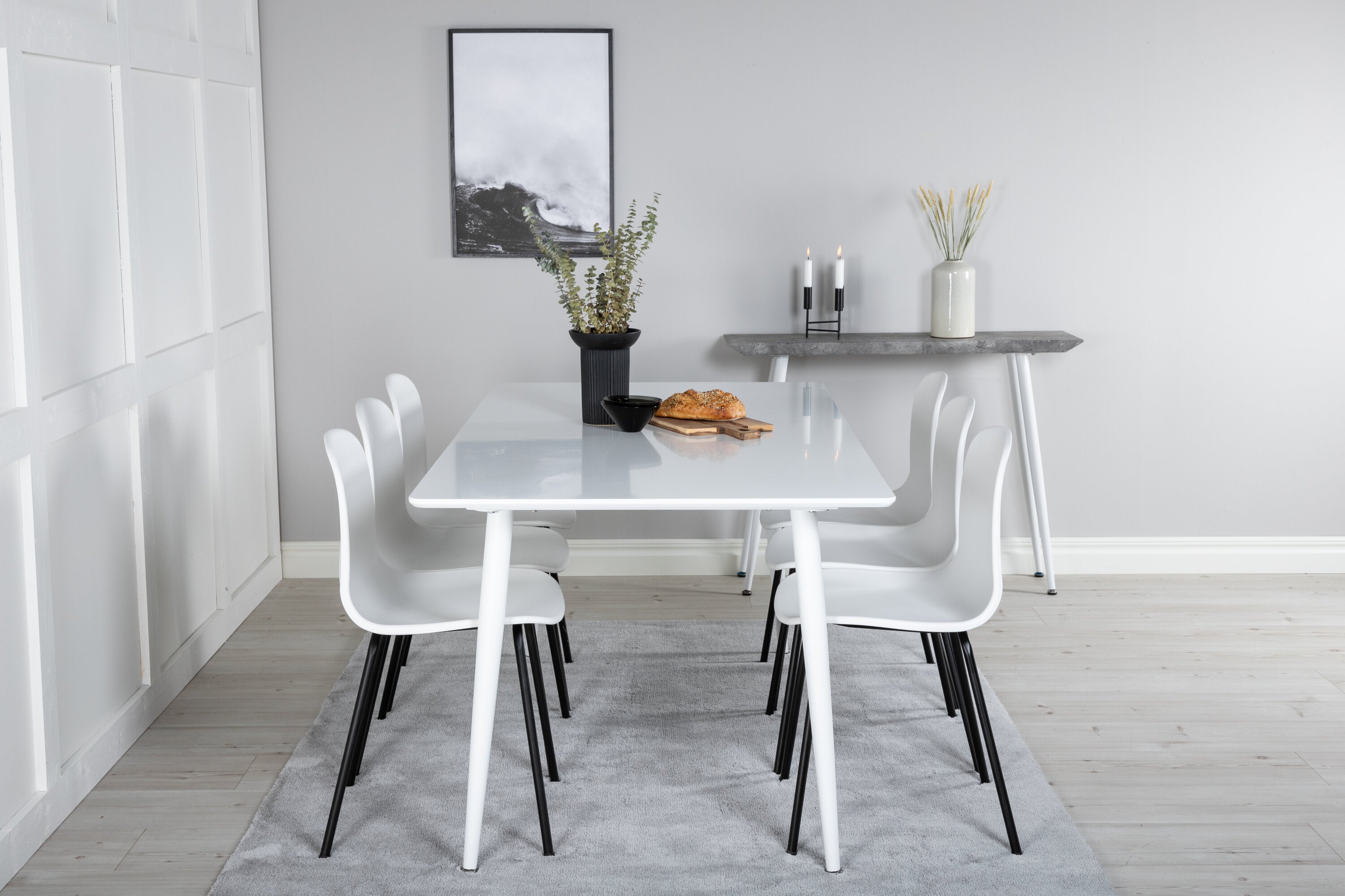 Polar Esszimmerset + Arctic 180cm/6St. in Schwarz-Weiss präsentiert im Onlineshop von KAQTU Design AG. Esszimmerset ist von Venture Home