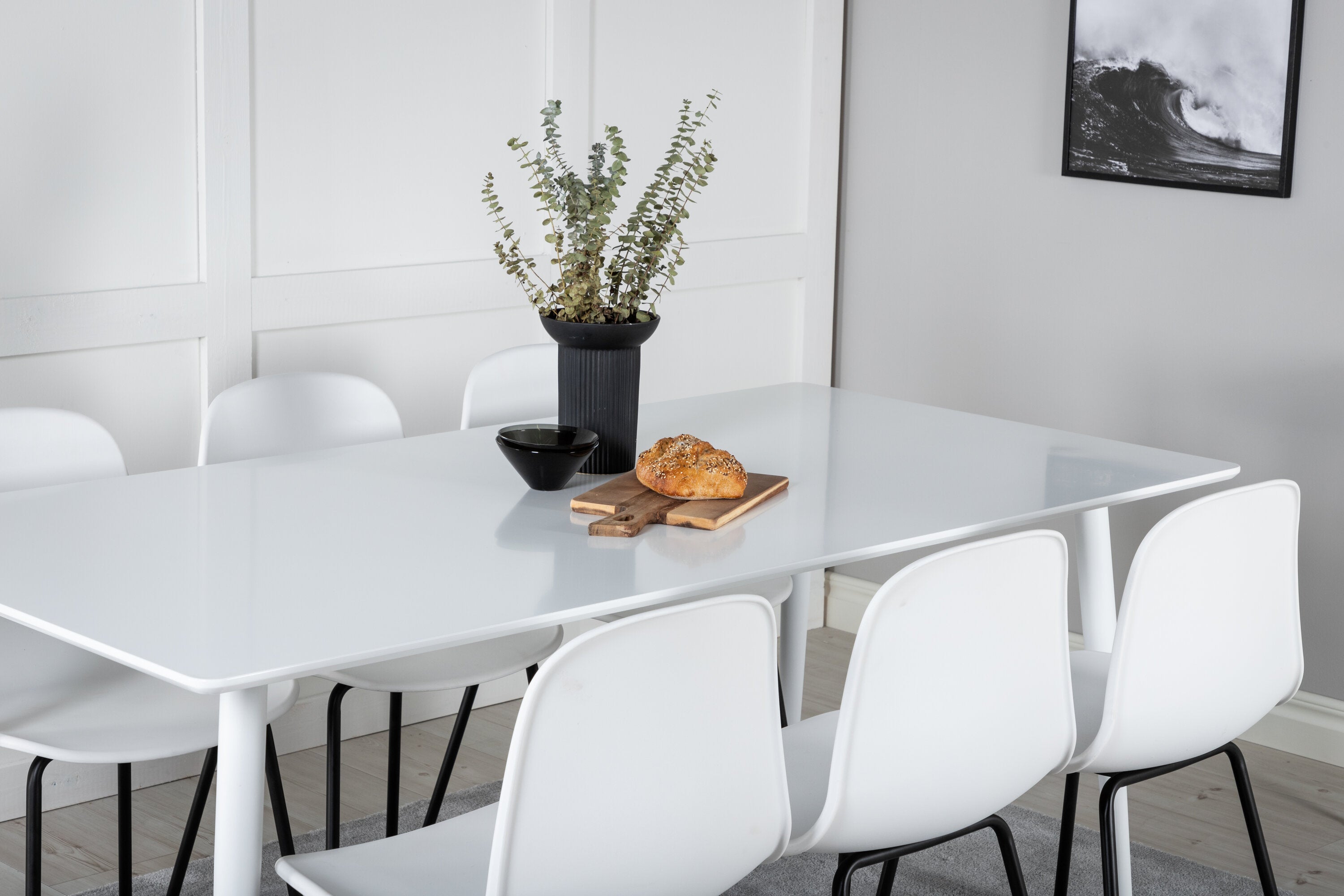 Polar Esszimmerset + Arctic 180cm/6St. in Schwarz-Weiss präsentiert im Onlineshop von KAQTU Design AG. Esszimmerset ist von Venture Home