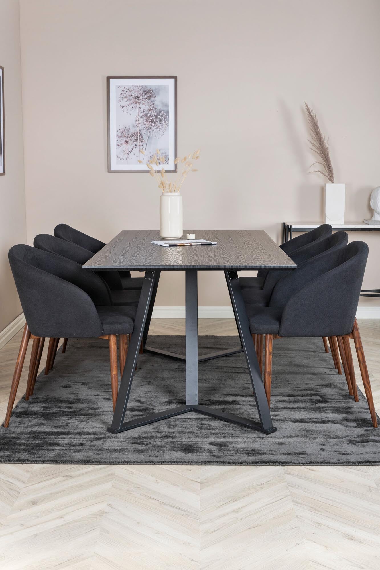 Stilvolles Esszimmerset Marina Arctic 180cm mit 6 ergonomischen Stühlen in Khaki. Ideal für gesellige Abende und festliche Anlässe.