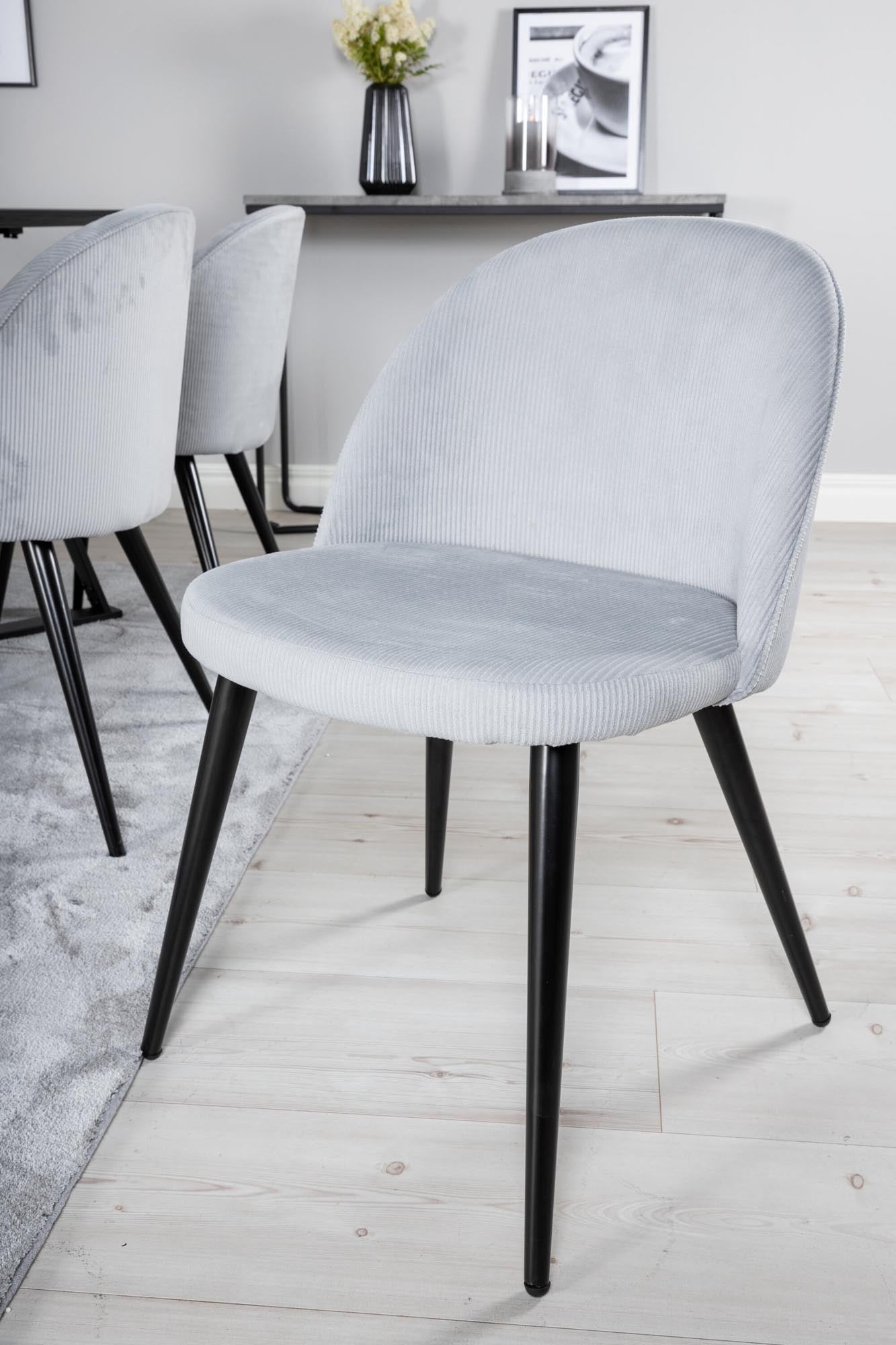 Marina Esszimmerset Velvet: Moderner Esstisch für 6 Personen mit luxuriösen Stühlen. Perfekt für festliche Anlässe und gemütliche Zusammenkünfte.