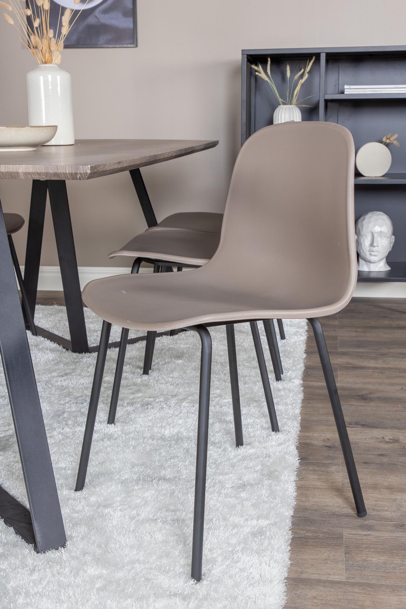 Modernes Marina Esszimmerset 180cm mit 6 Stühlen von Venture Home.