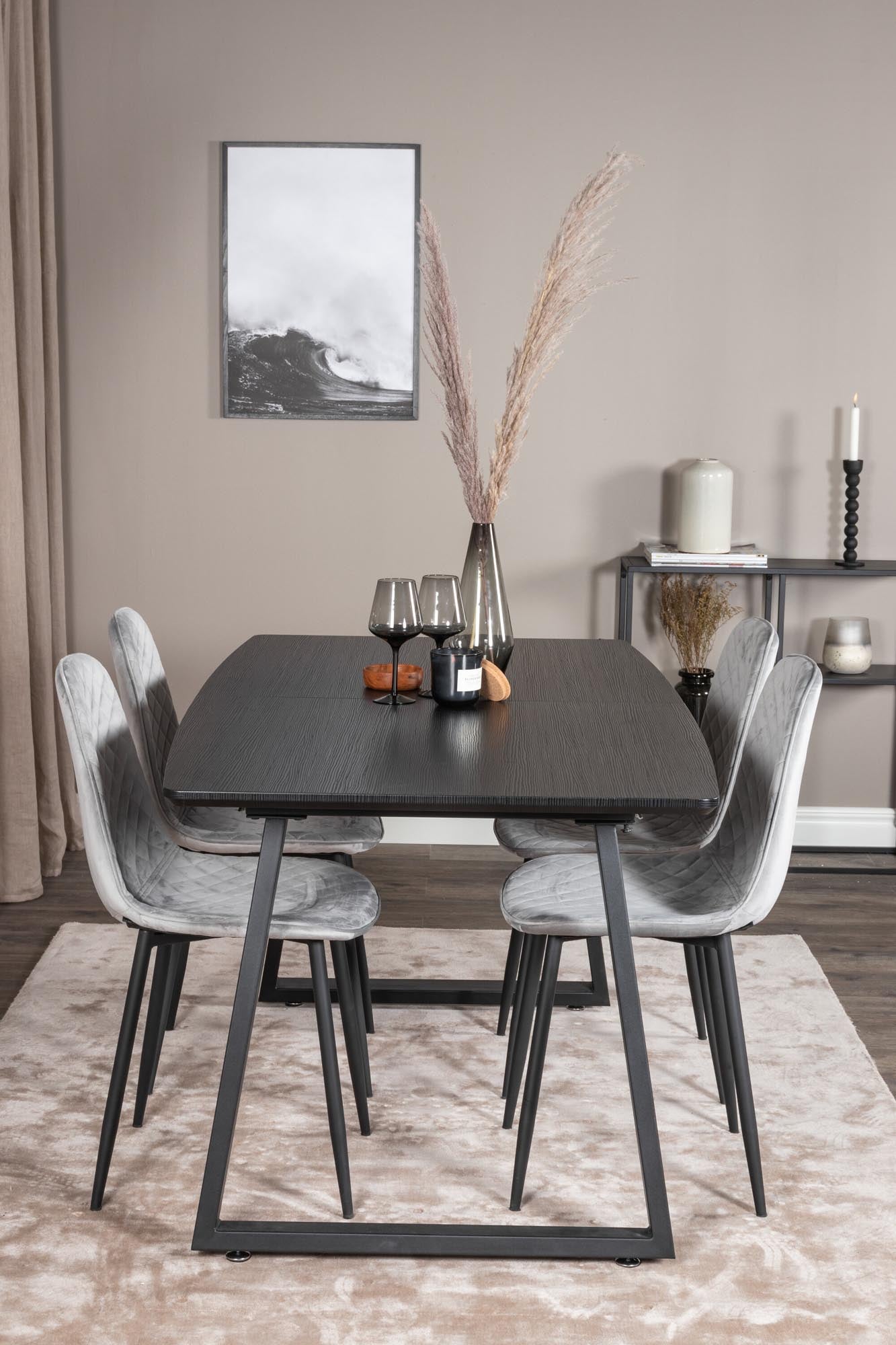 Inca Esszimmerset: Stilvoll erweiterbar für gesellige Abende.