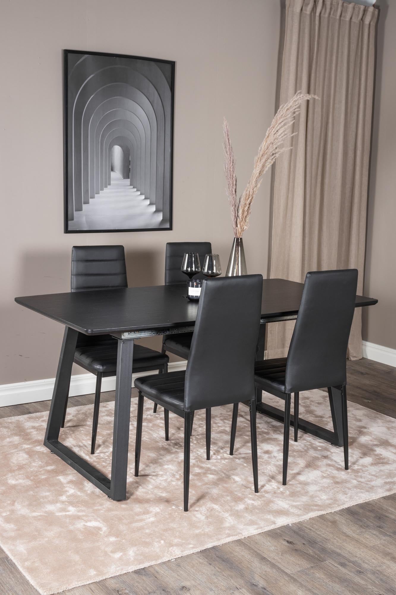 Entdecken Sie das Inca Esszimmerset von Venture Home: Ausziehbarer Tisch, elegante Stühle, modernes Design für unvergessliche Essmomente.