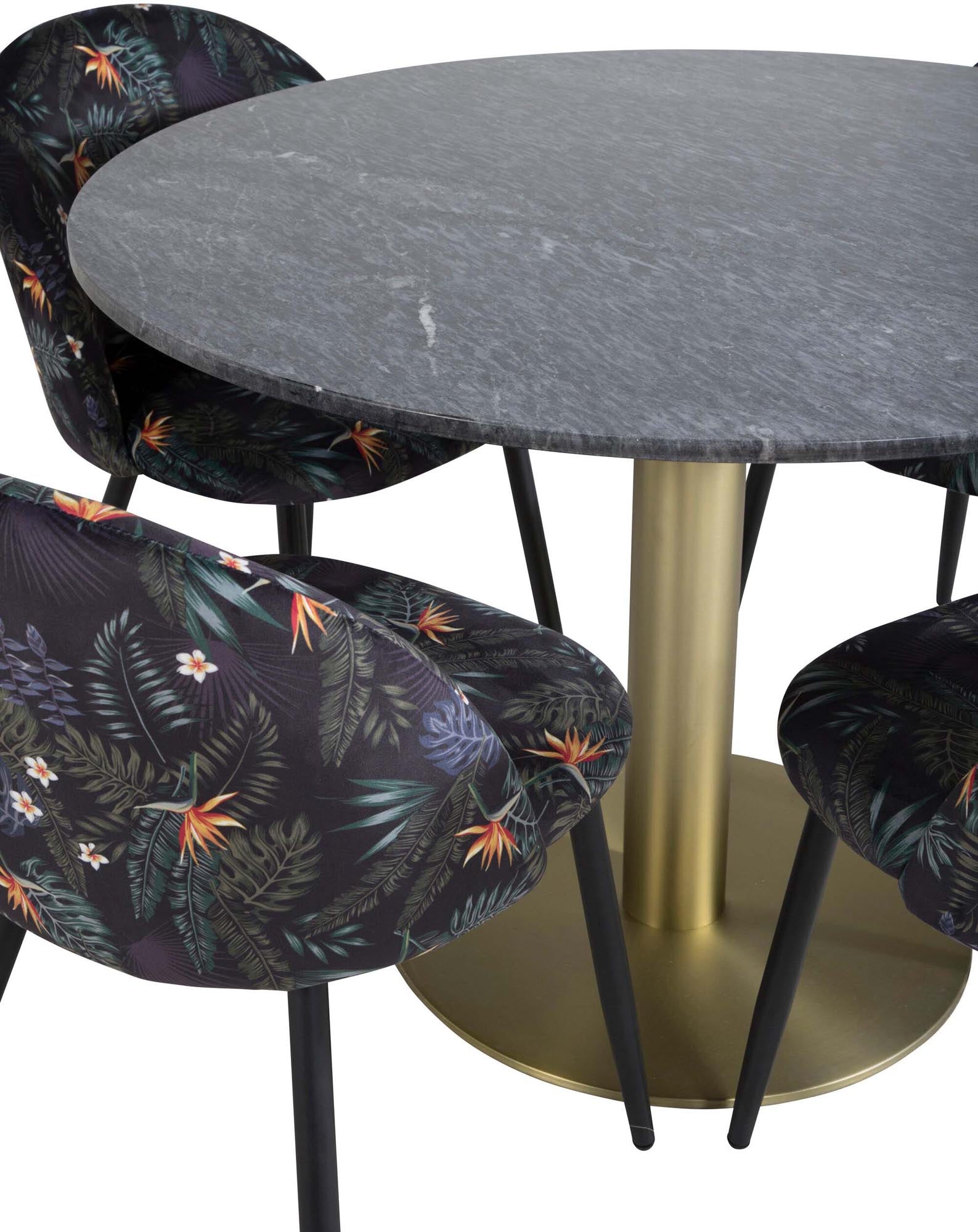 Stilvolles Estelle Esszimmerset: Velvet Tisch mit 4 Stühlen, elegant.