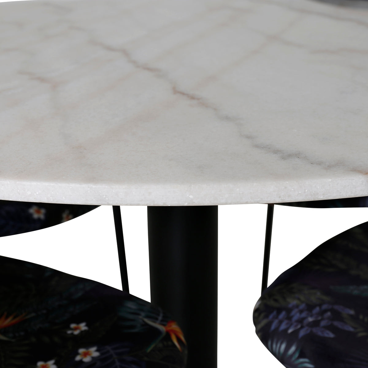 Estelle Esstisch mit Vault Stühlen in präsentiert im Onlineshop von KAQTU Design AG. Bartischset ist von Venture Home